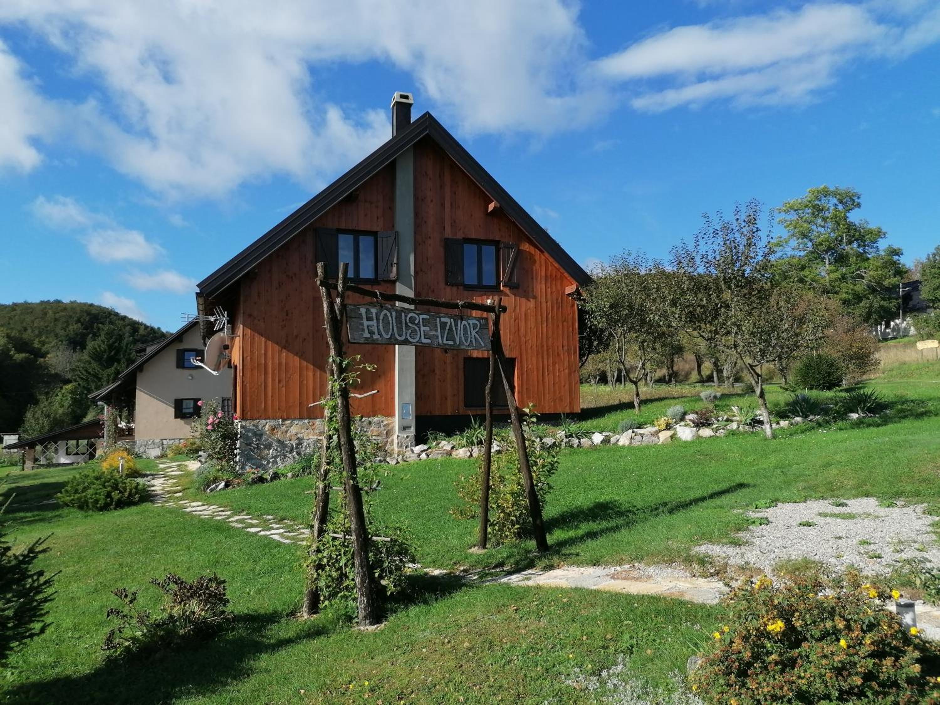 Two-Bedroom Chalet - Photo 2