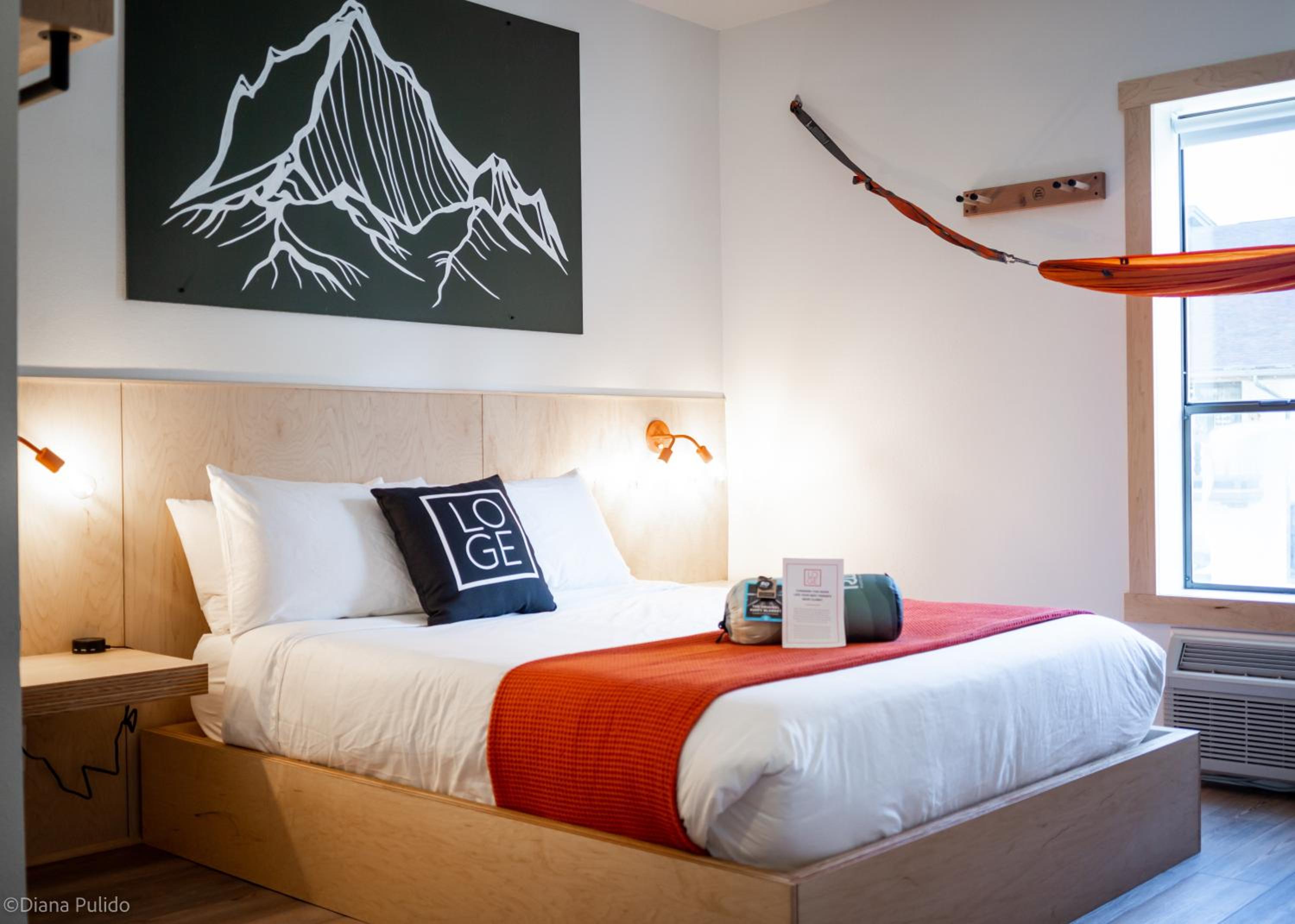 Standard Queen Room