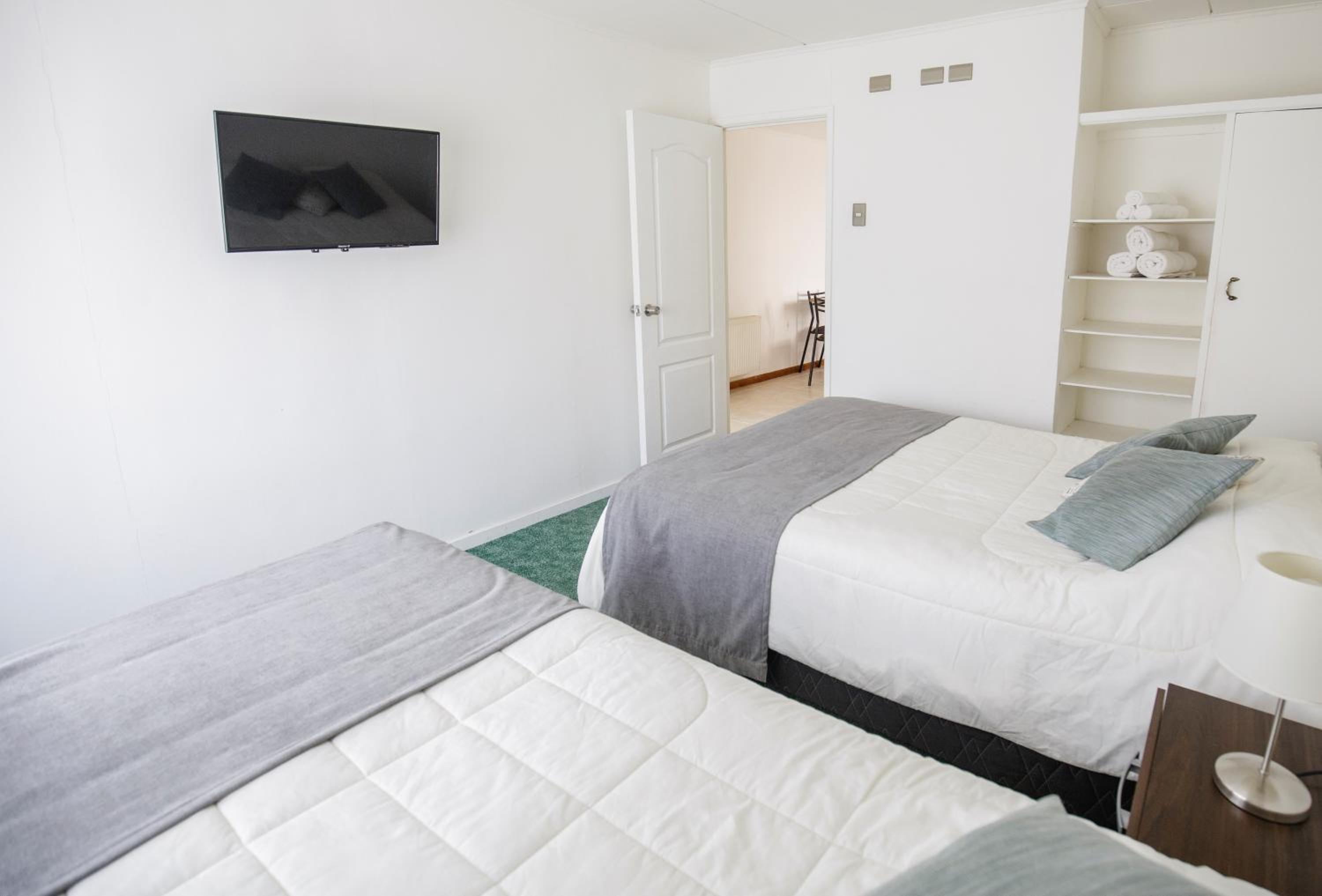 Apartment photo 2