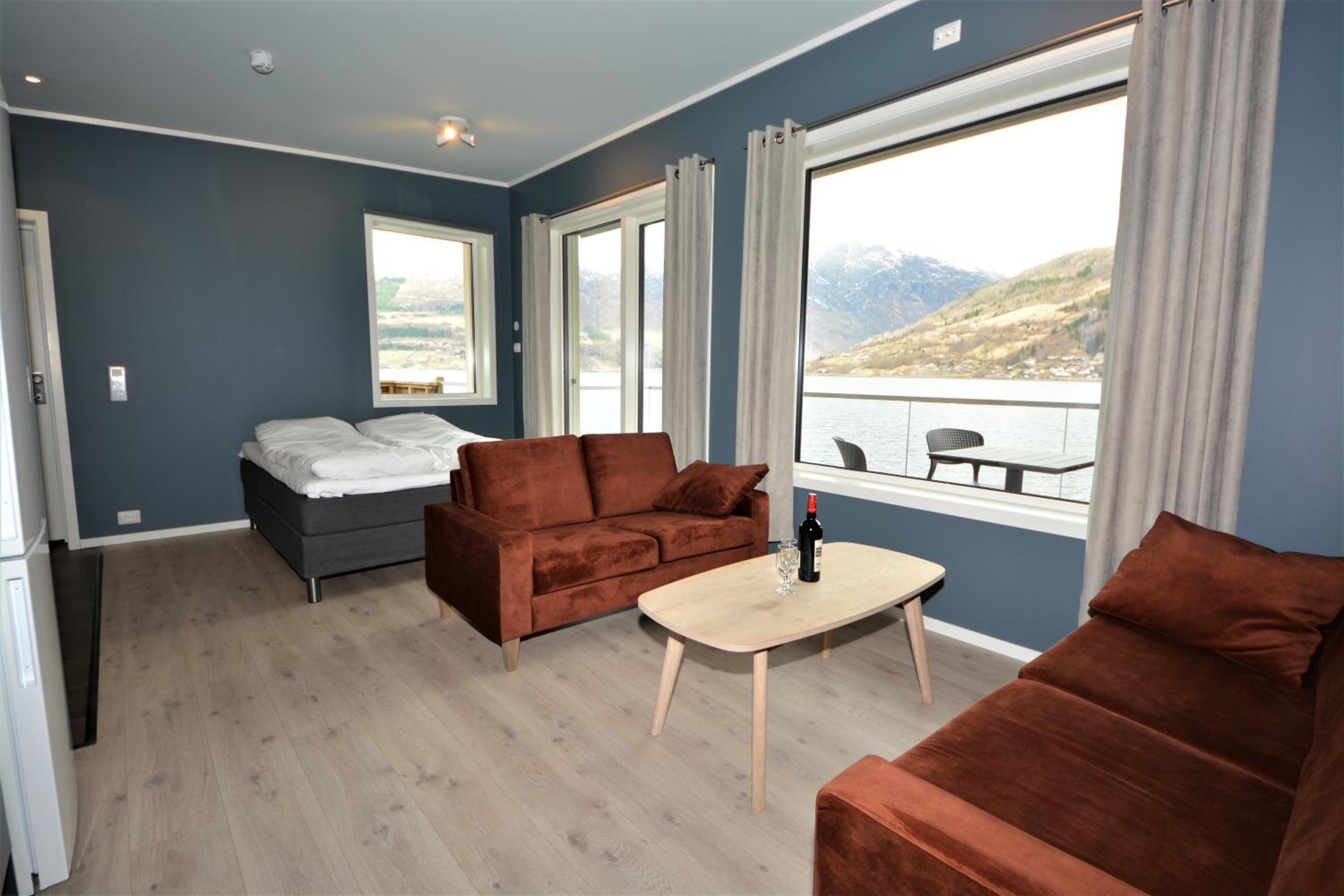 Apartment with Balcony - Photo 1