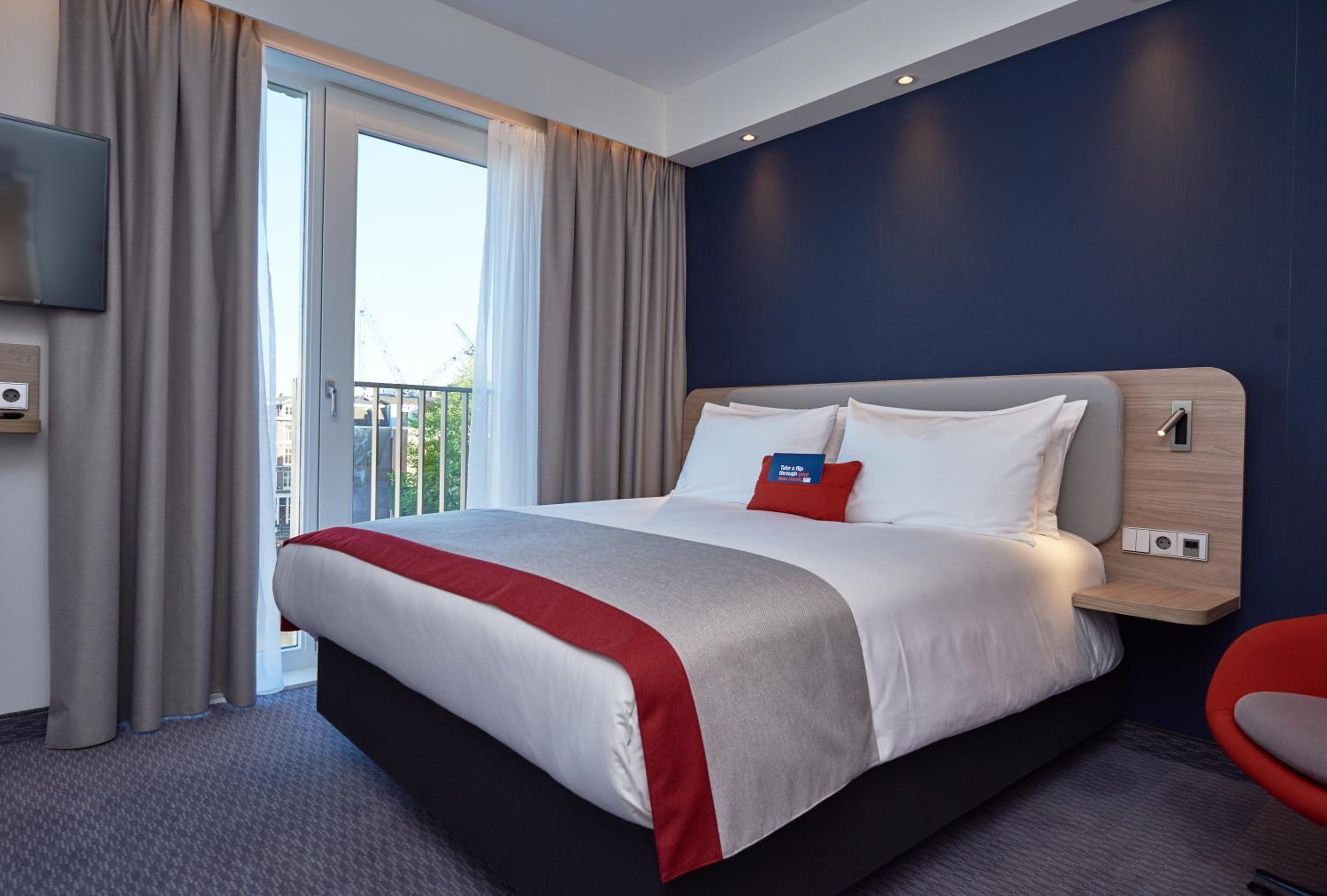 Standard Room with Free Breakfast photo 3