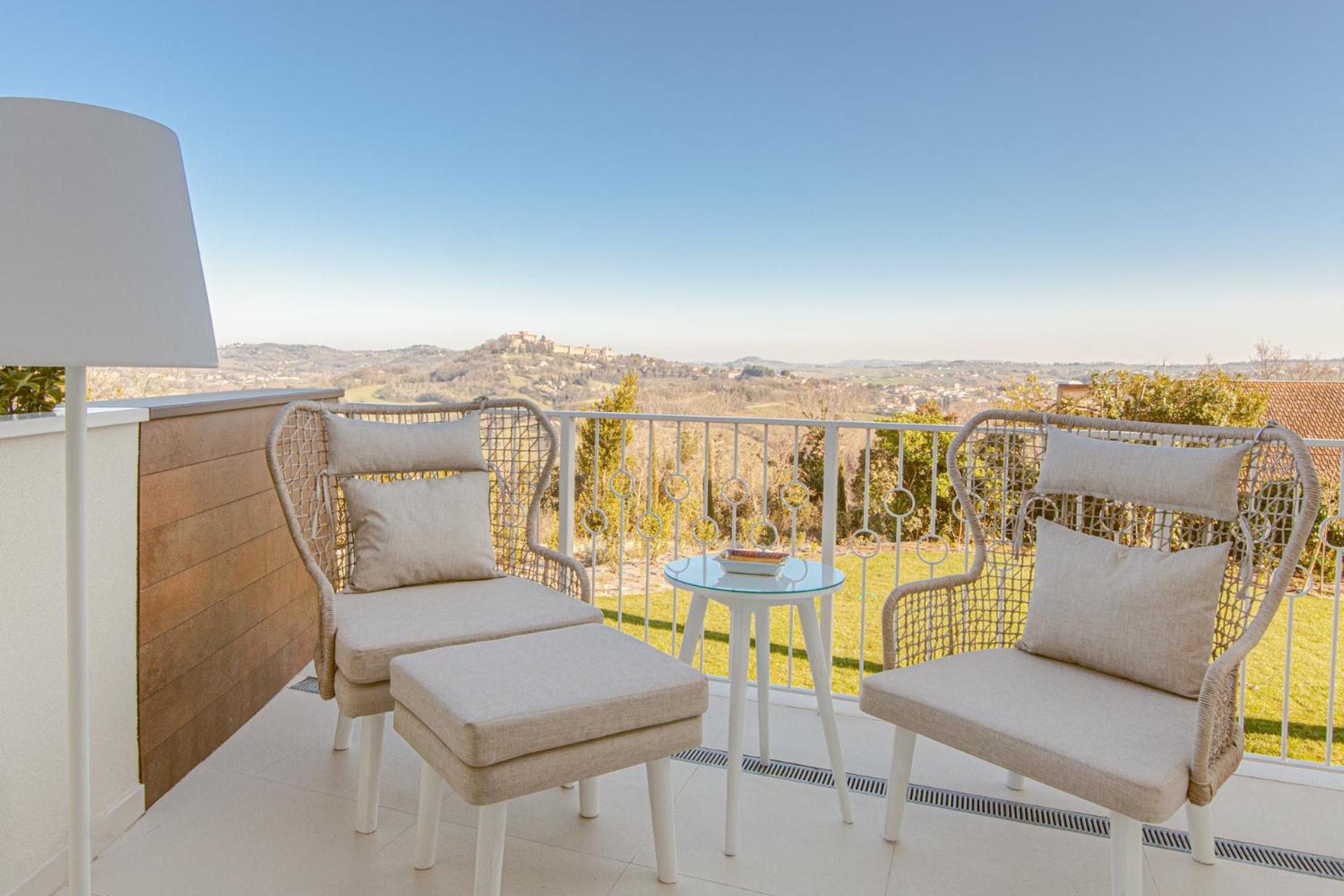 Double Room with Terrace - Photo 4