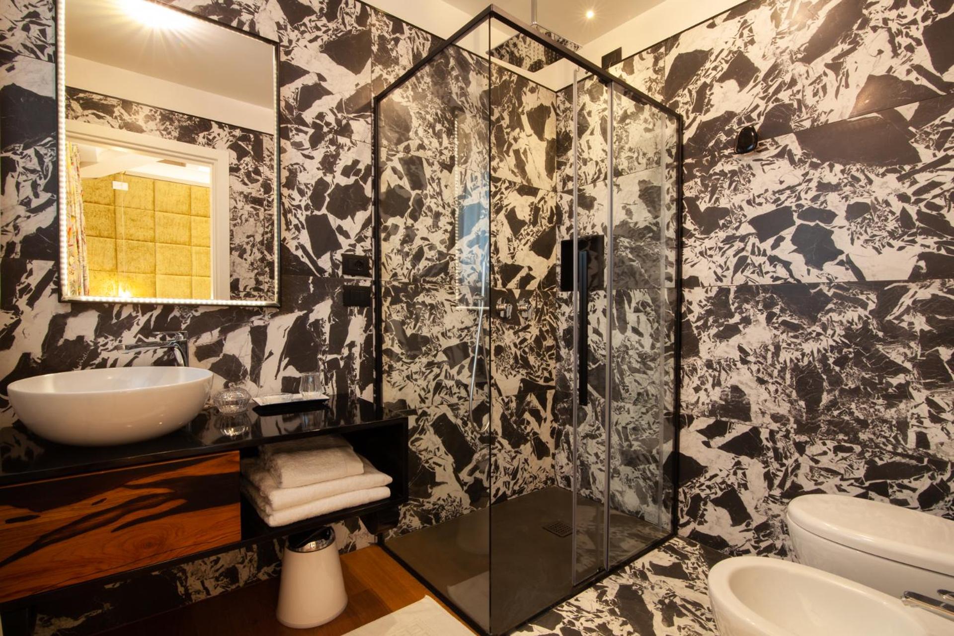 Double Room with Terrace - Photo 3