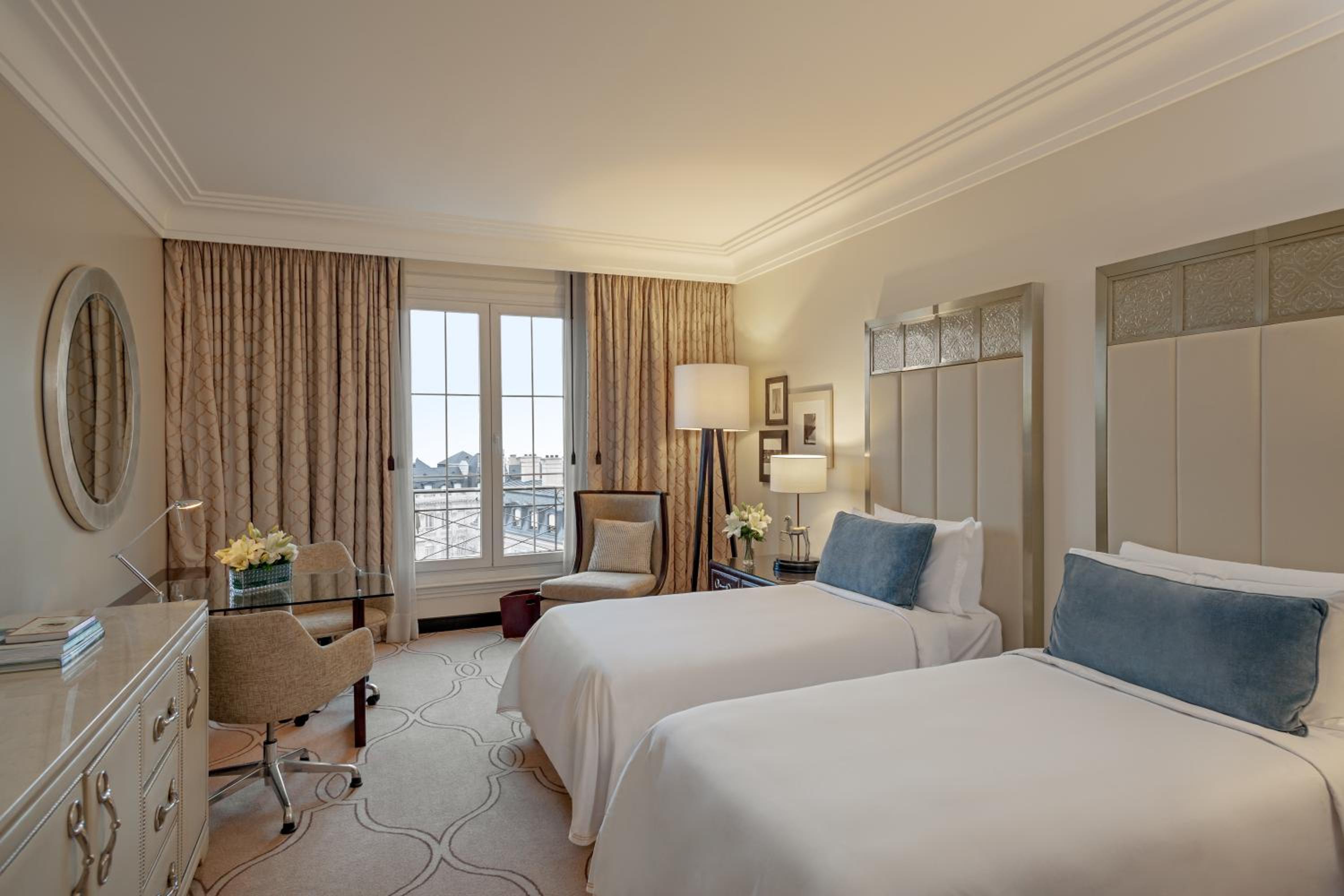 Twin Room with Mansion View photo 1