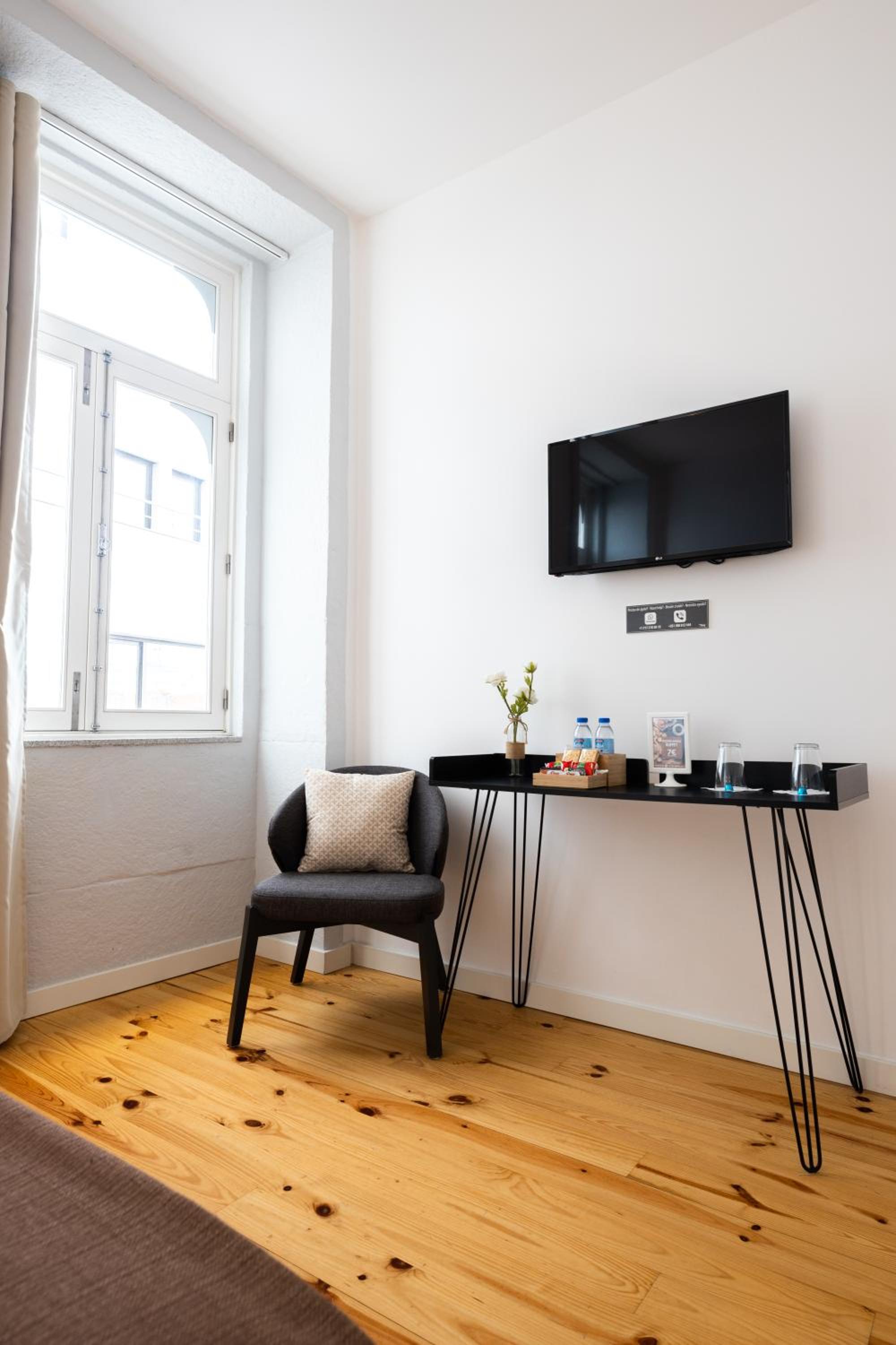 Double Room - Photo 2