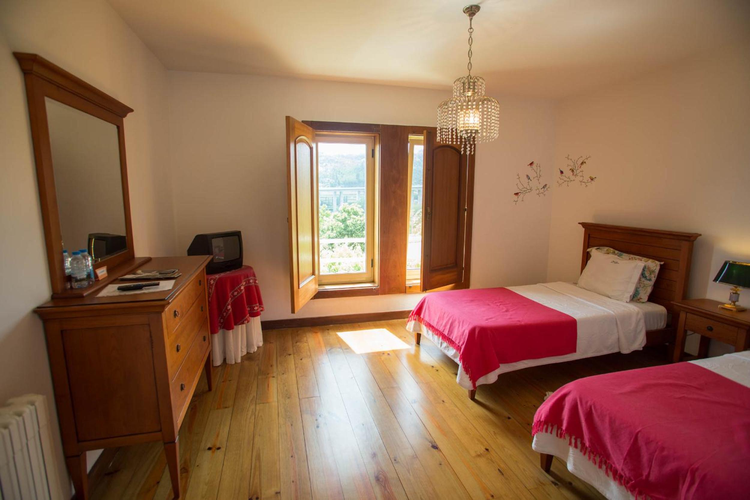 Deluxe Double Room photo 2