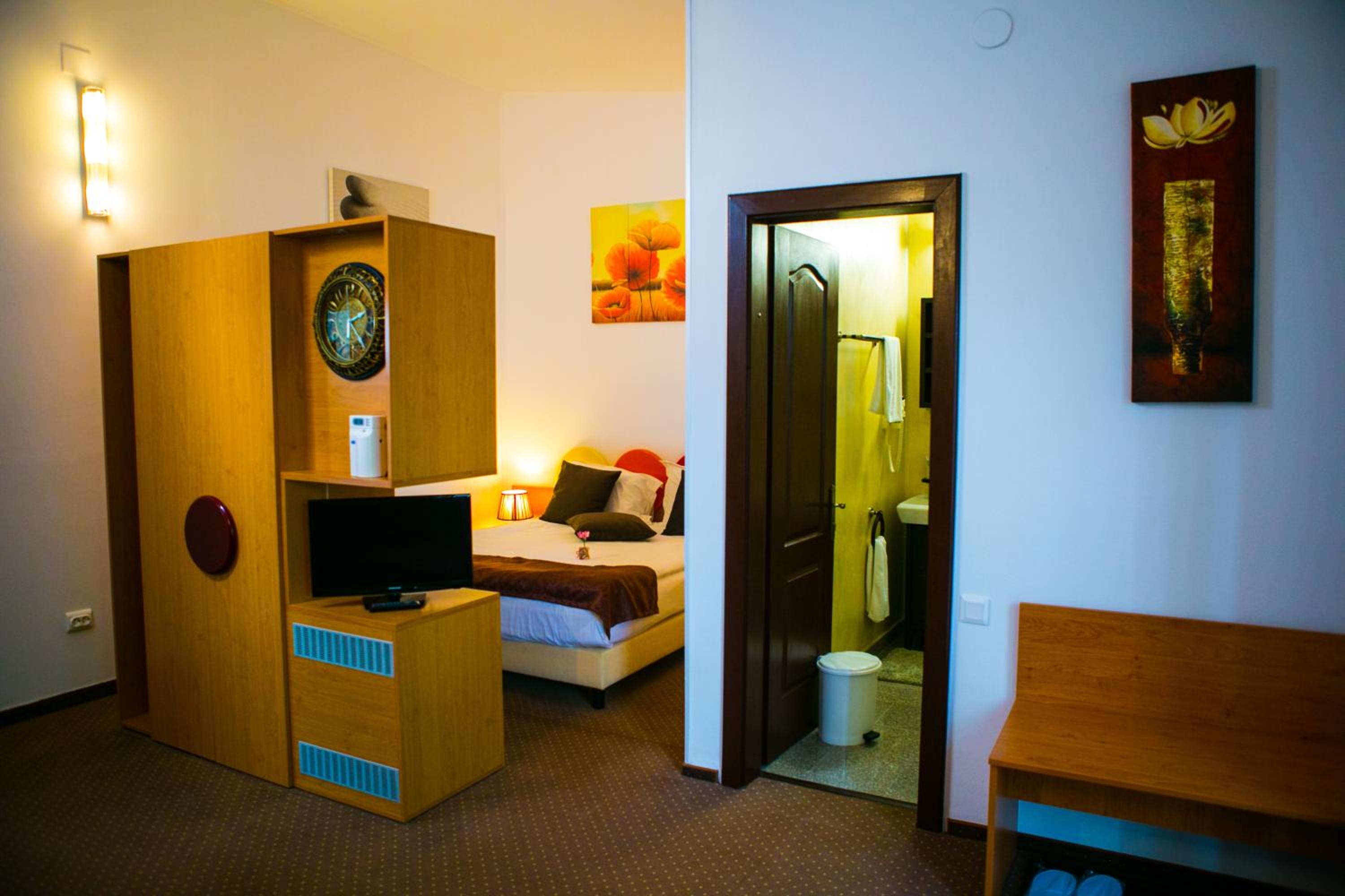 Deluxe Double Room with Garden View photo 3
