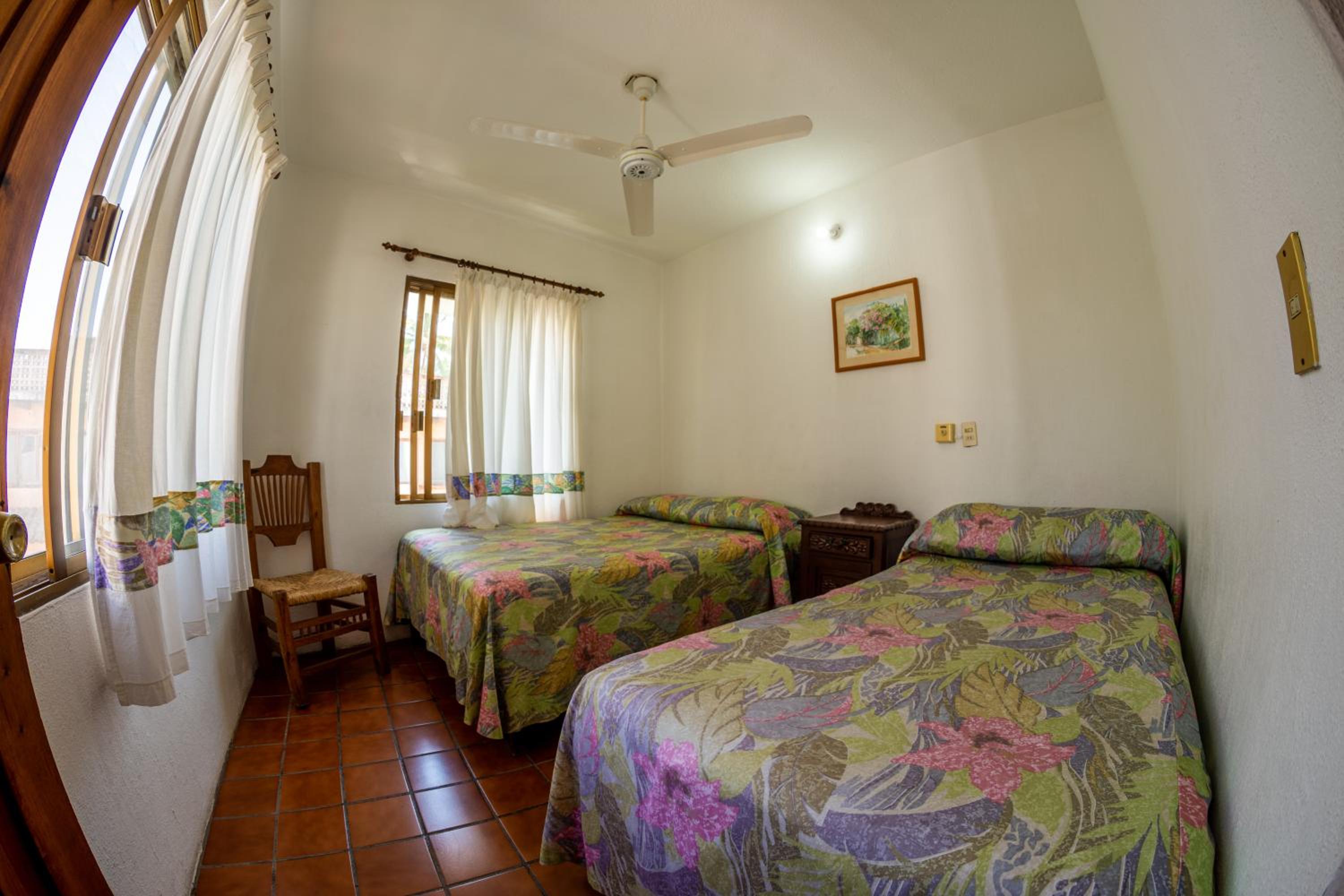 Two-Bedroom Apartment - Photo 8