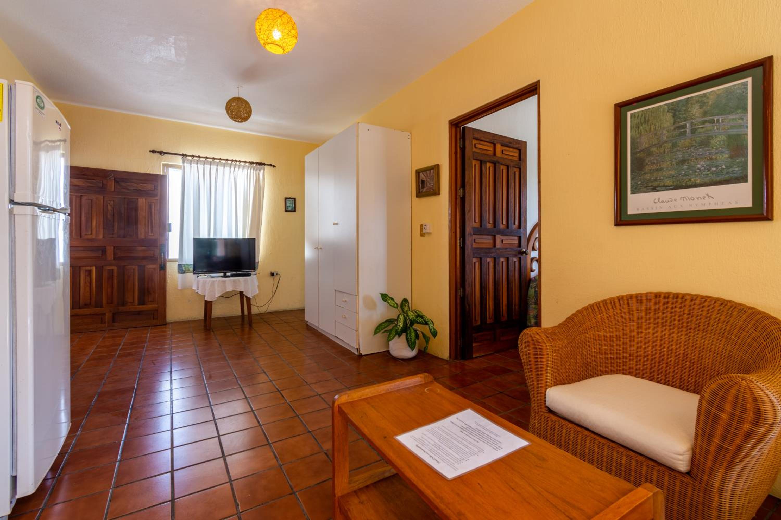Two-Bedroom Apartment - Photo 15