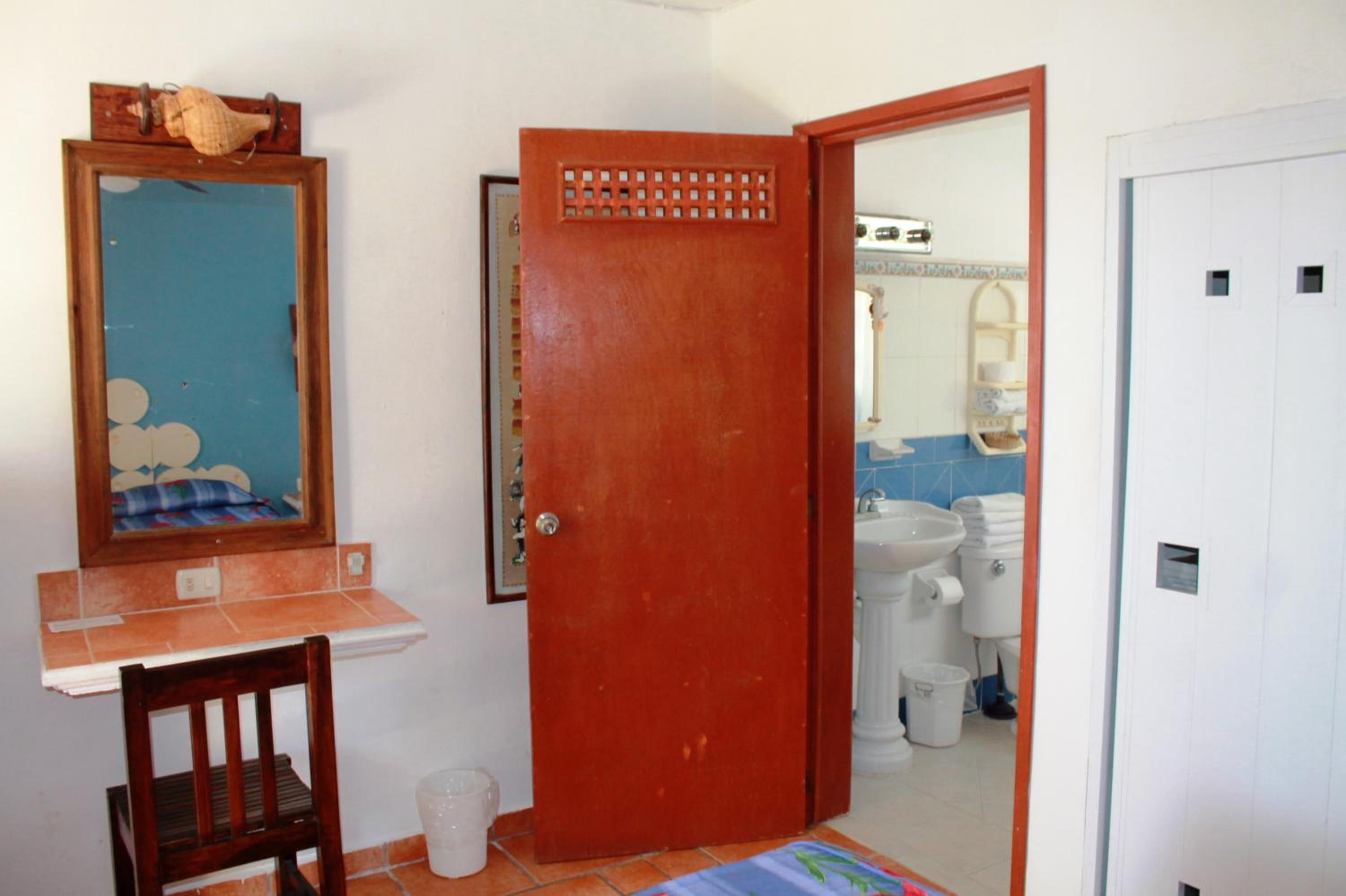 Double Room - Photo 4