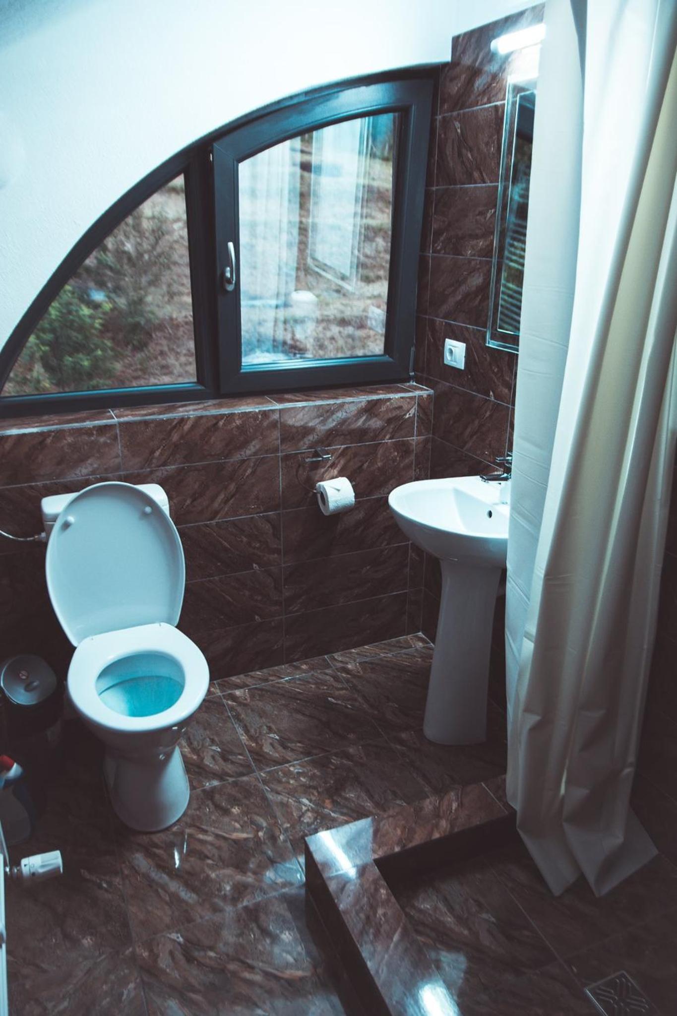 Triple Room with Private Bathroom - Photo 3