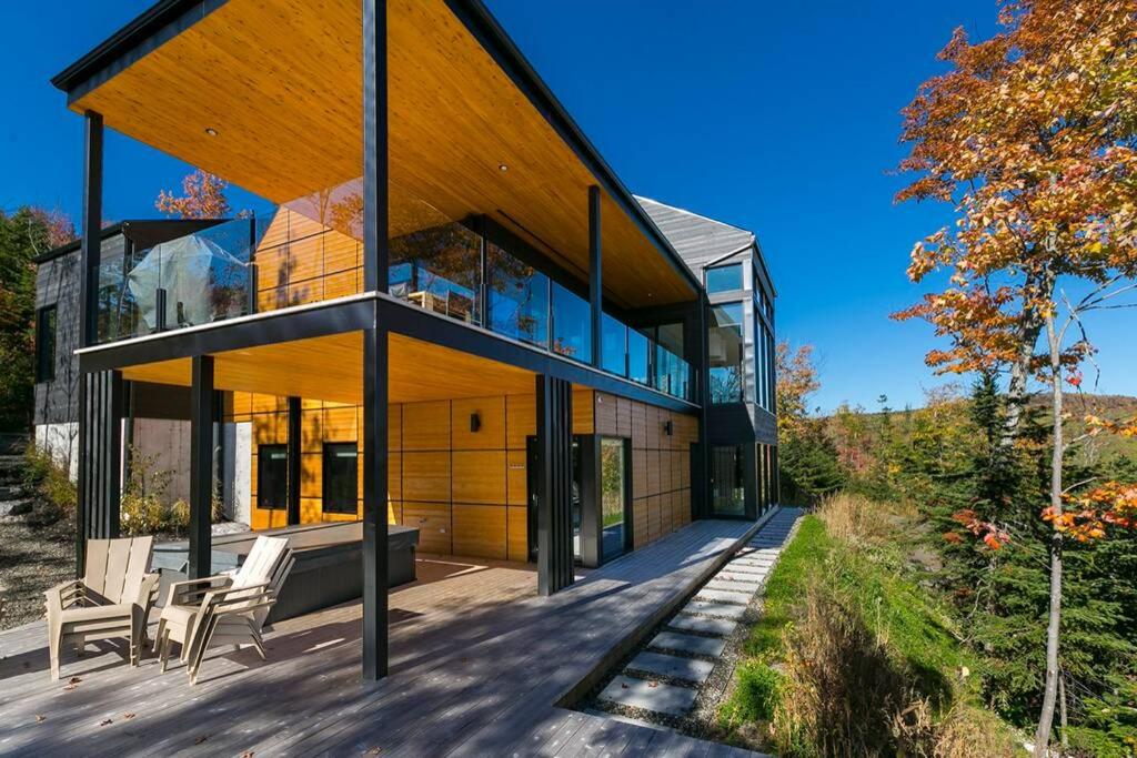 Villa photo 1