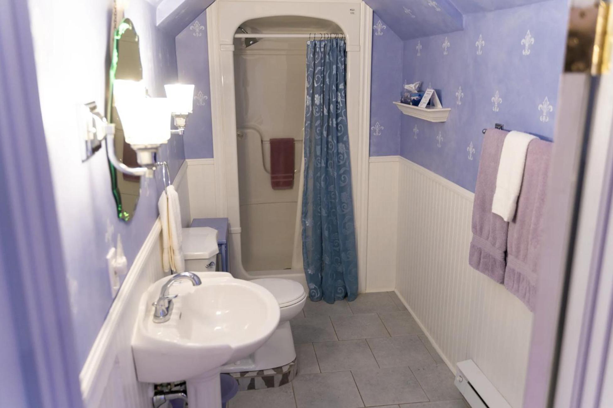 Two-Bedroom Suite photo 3