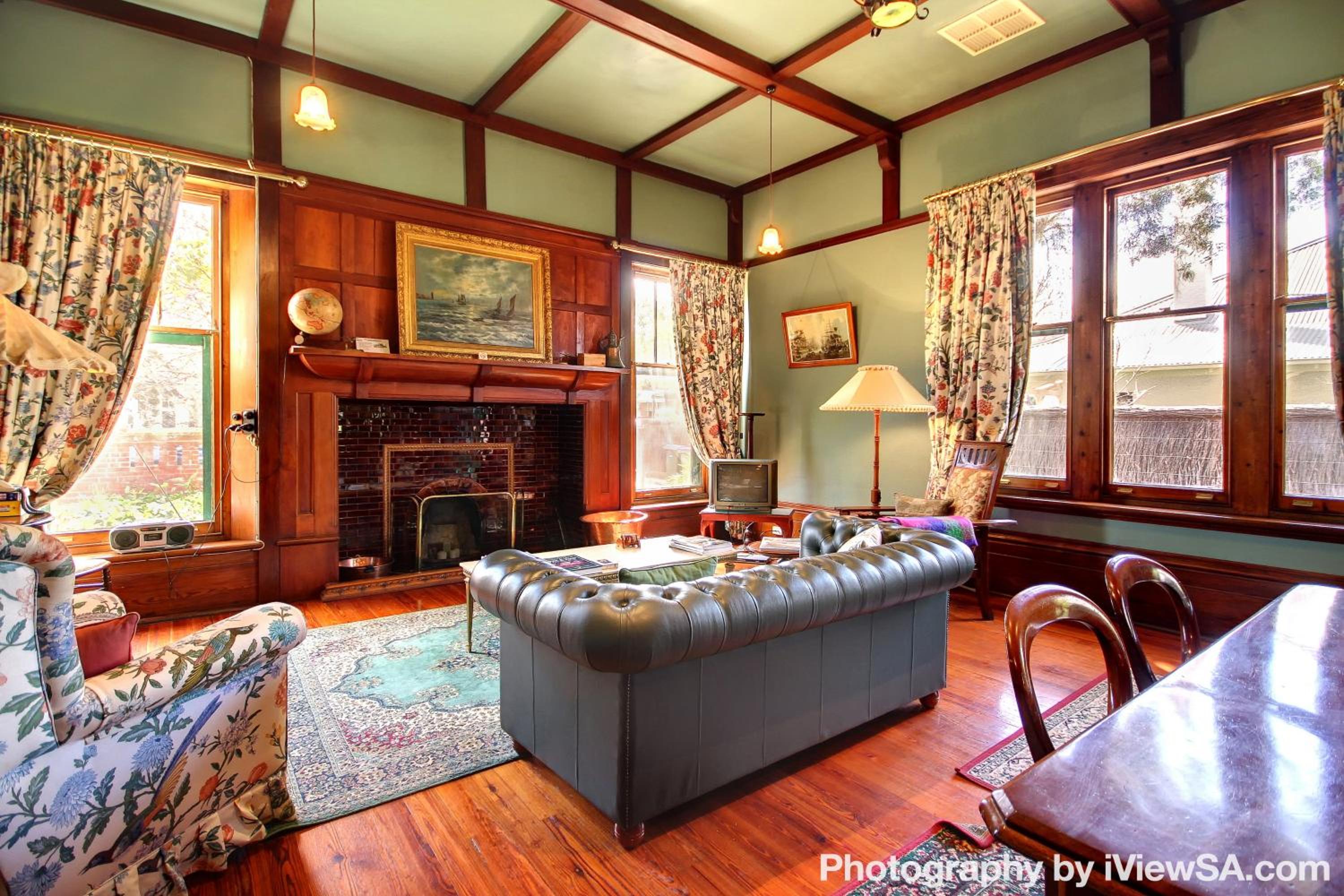 One-Bedroom Apartment - Musica Viva