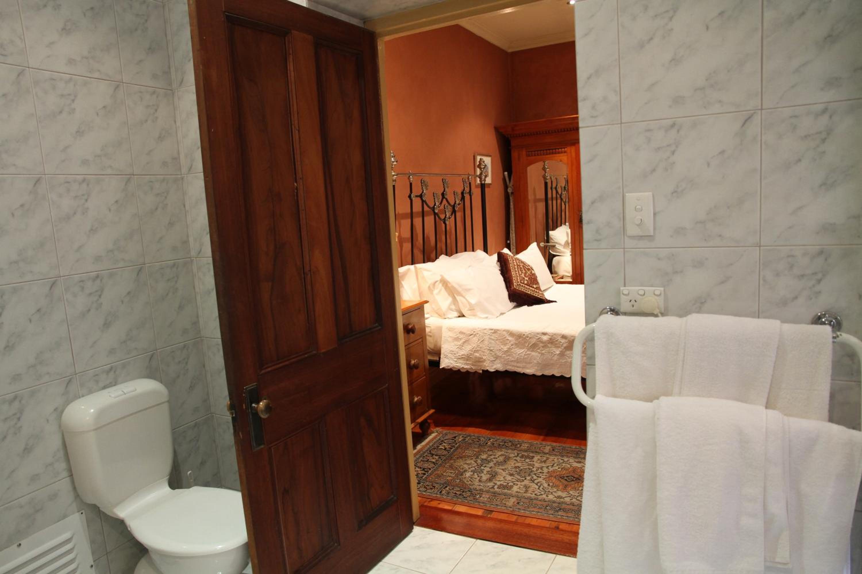 Café Spa Suite (38 Melbourne street, North Adelaide)