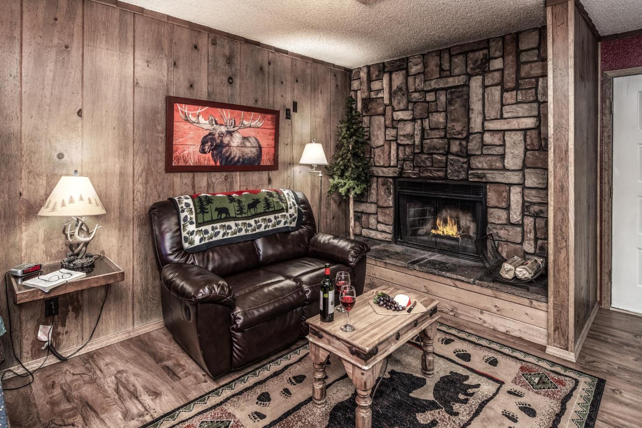 Lodge Room 111 photo 2