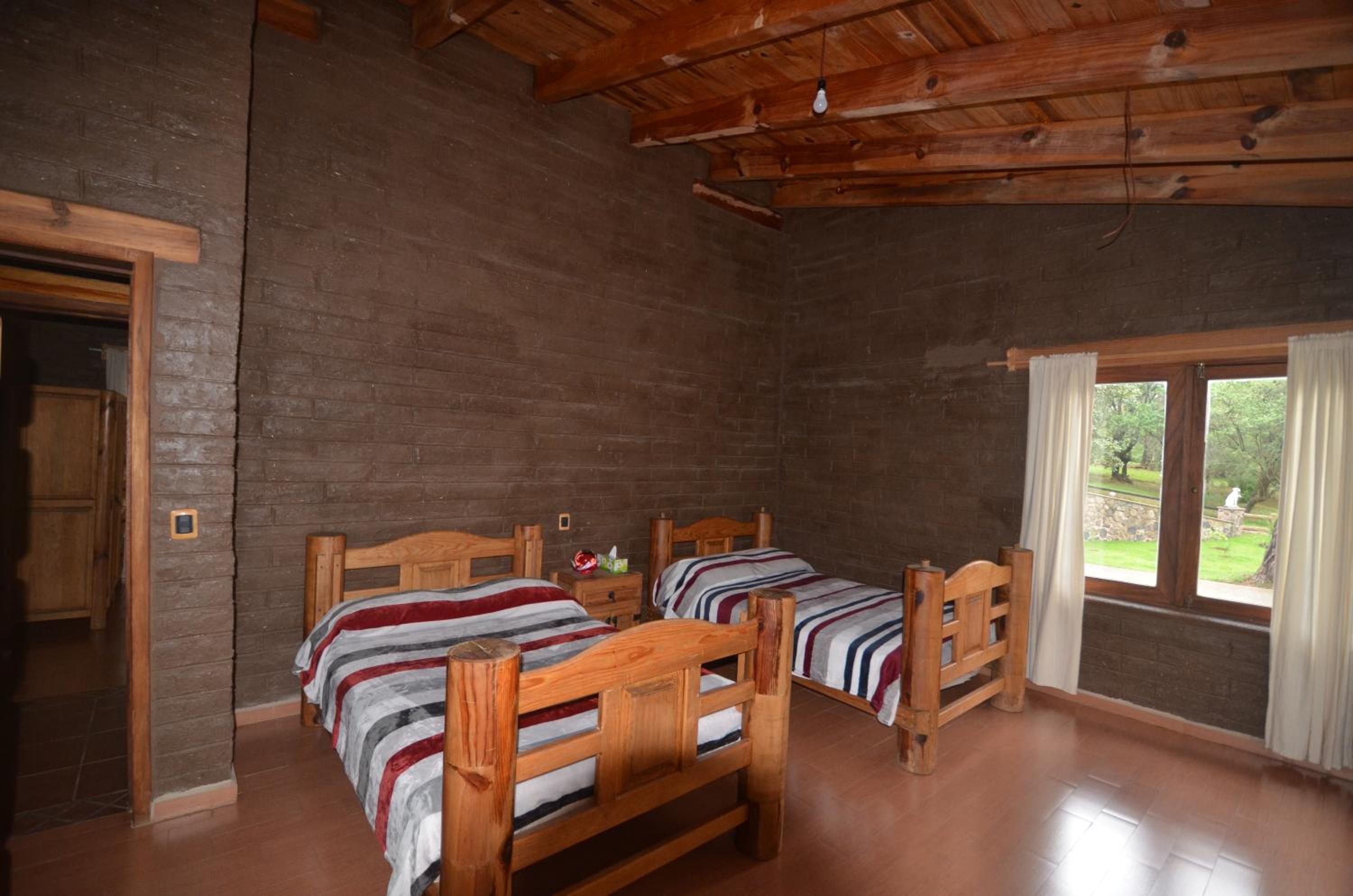Family Room - Photo 3