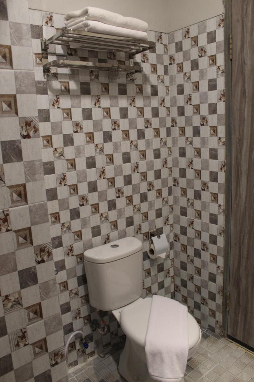 Superior King Room - Photo 3