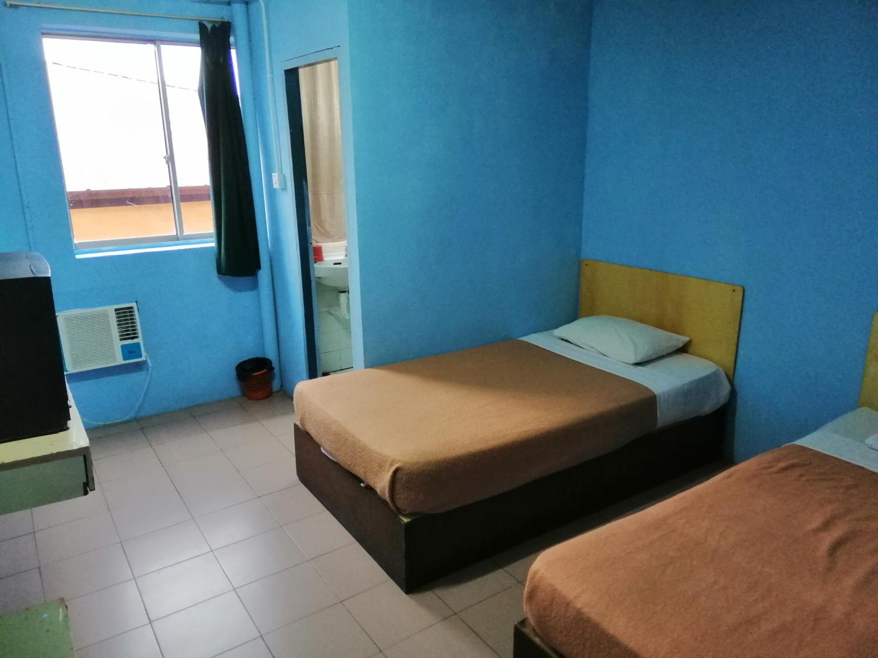 Deluxe Twin Room - Photo 2