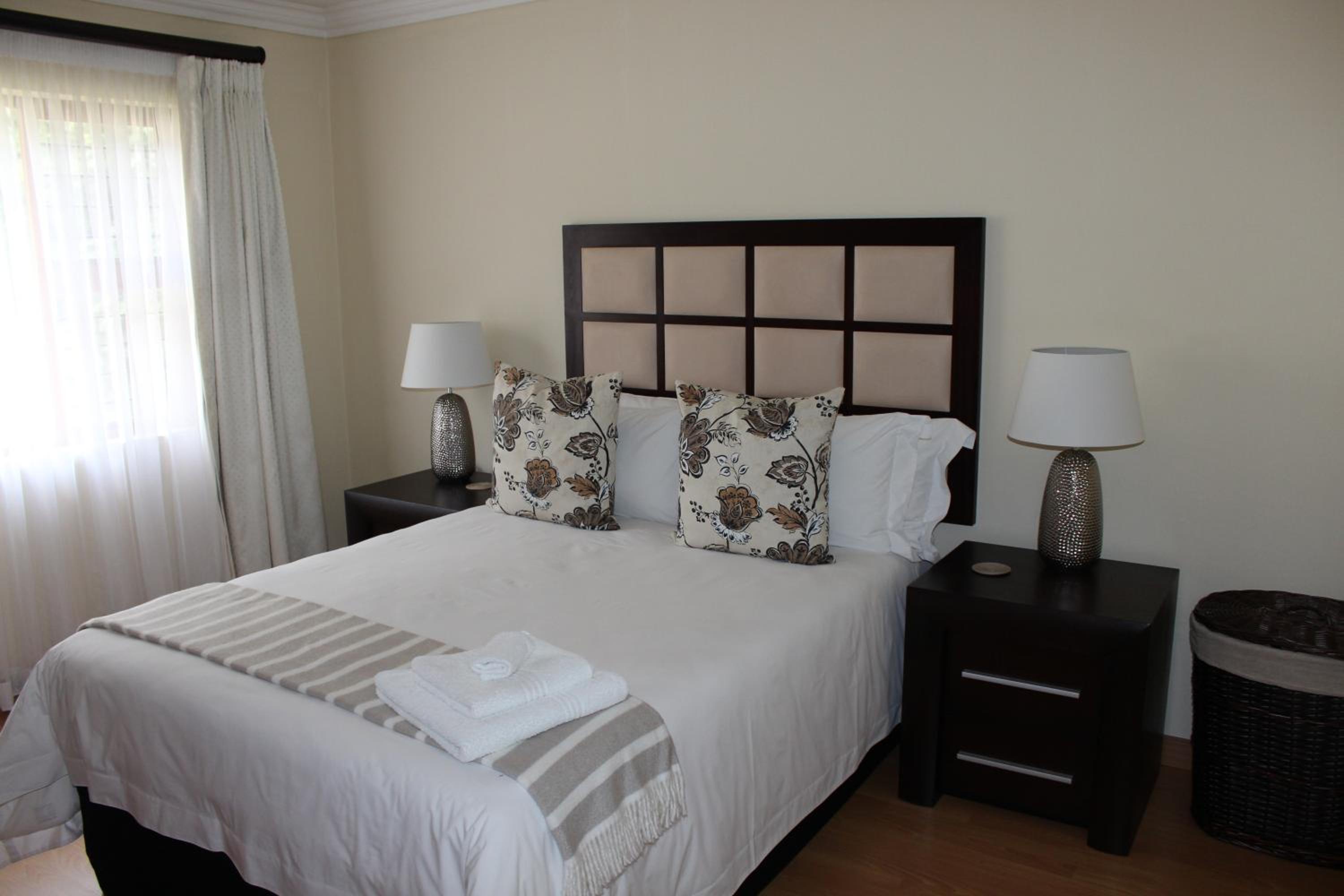 Luxury Villa - Photo 13