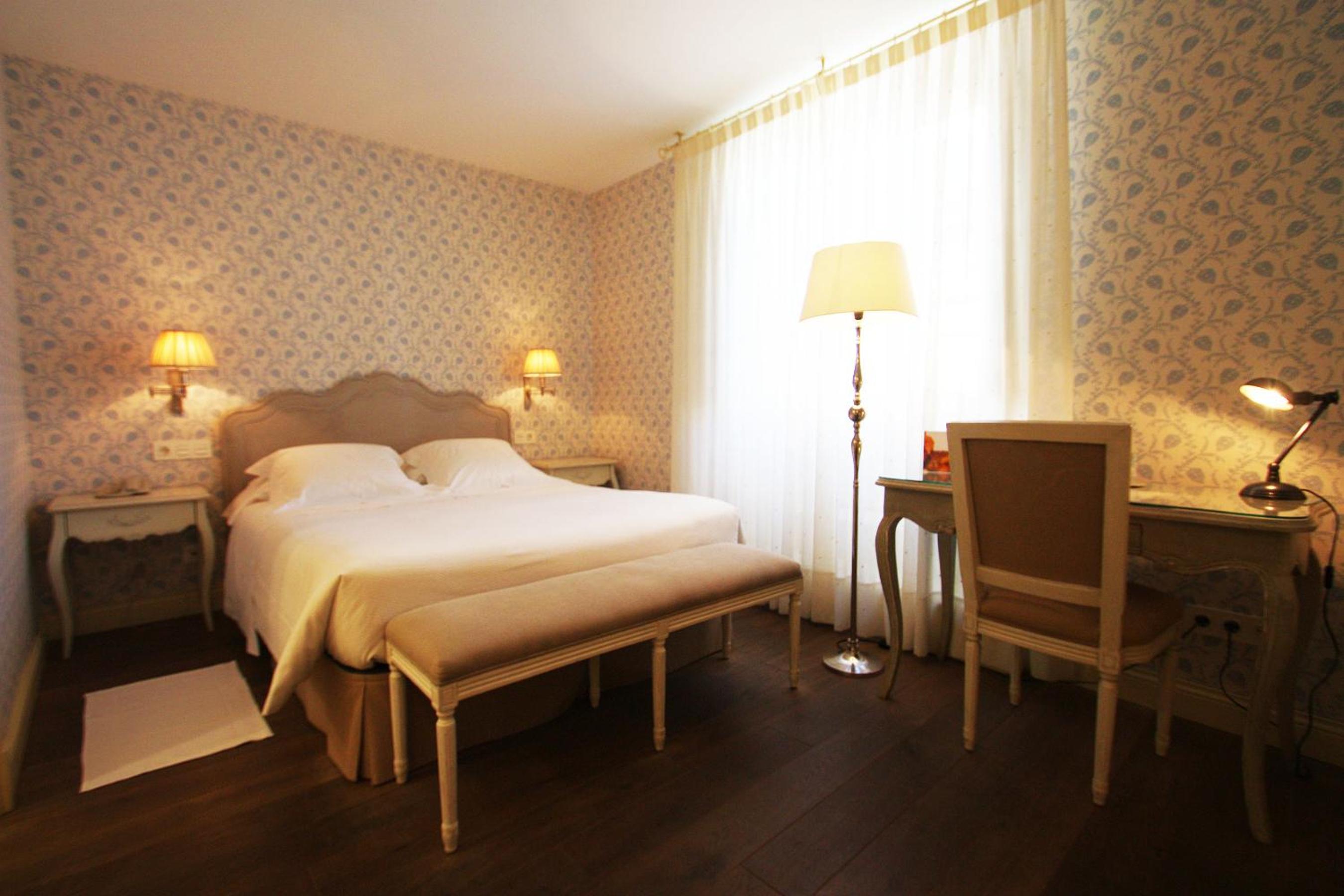 Double or Twin Room photo 3