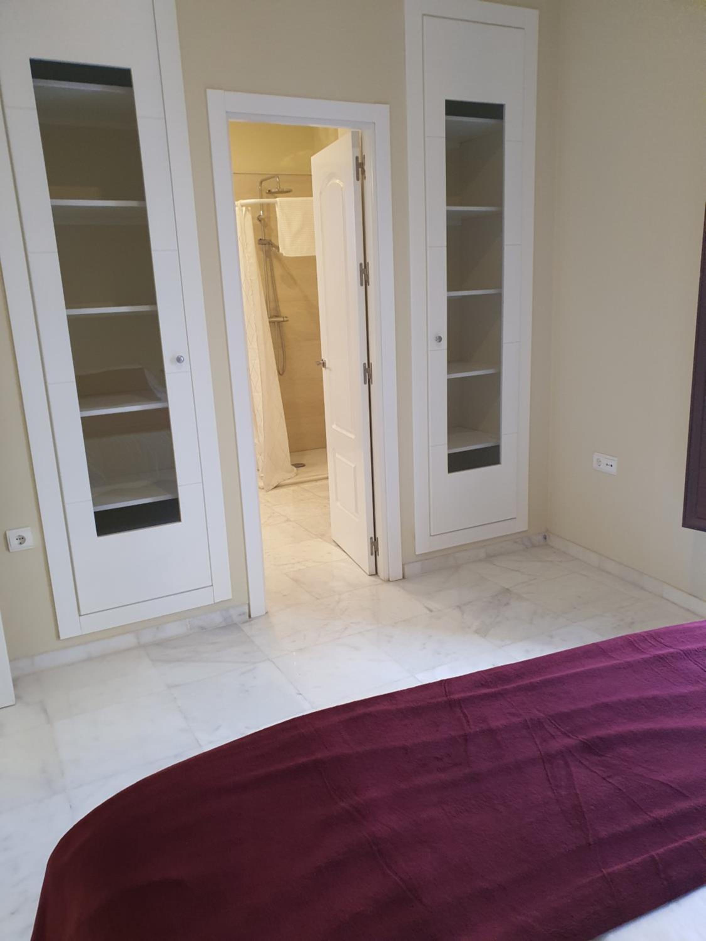 Deluxe Double Room - Photo 2
