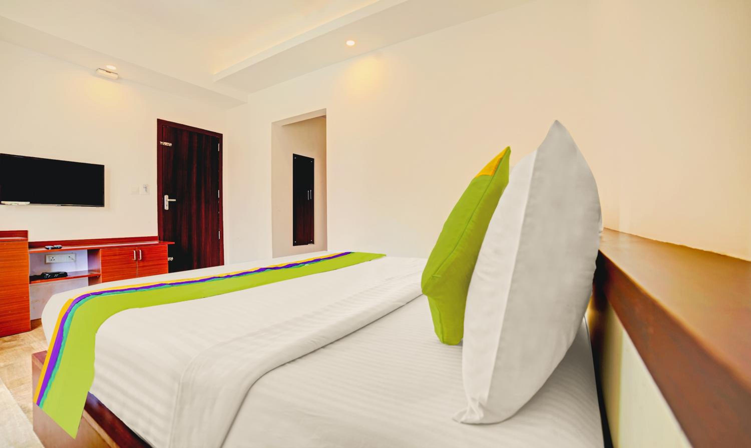 Standard Room with Mountain View photo 3