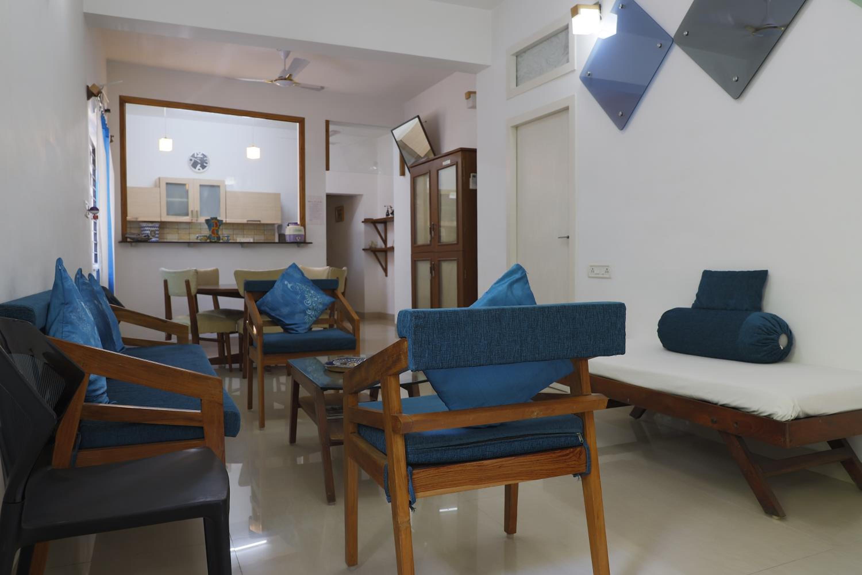 Two-Bedroom Deluxe Apartment with Balcony photo 1