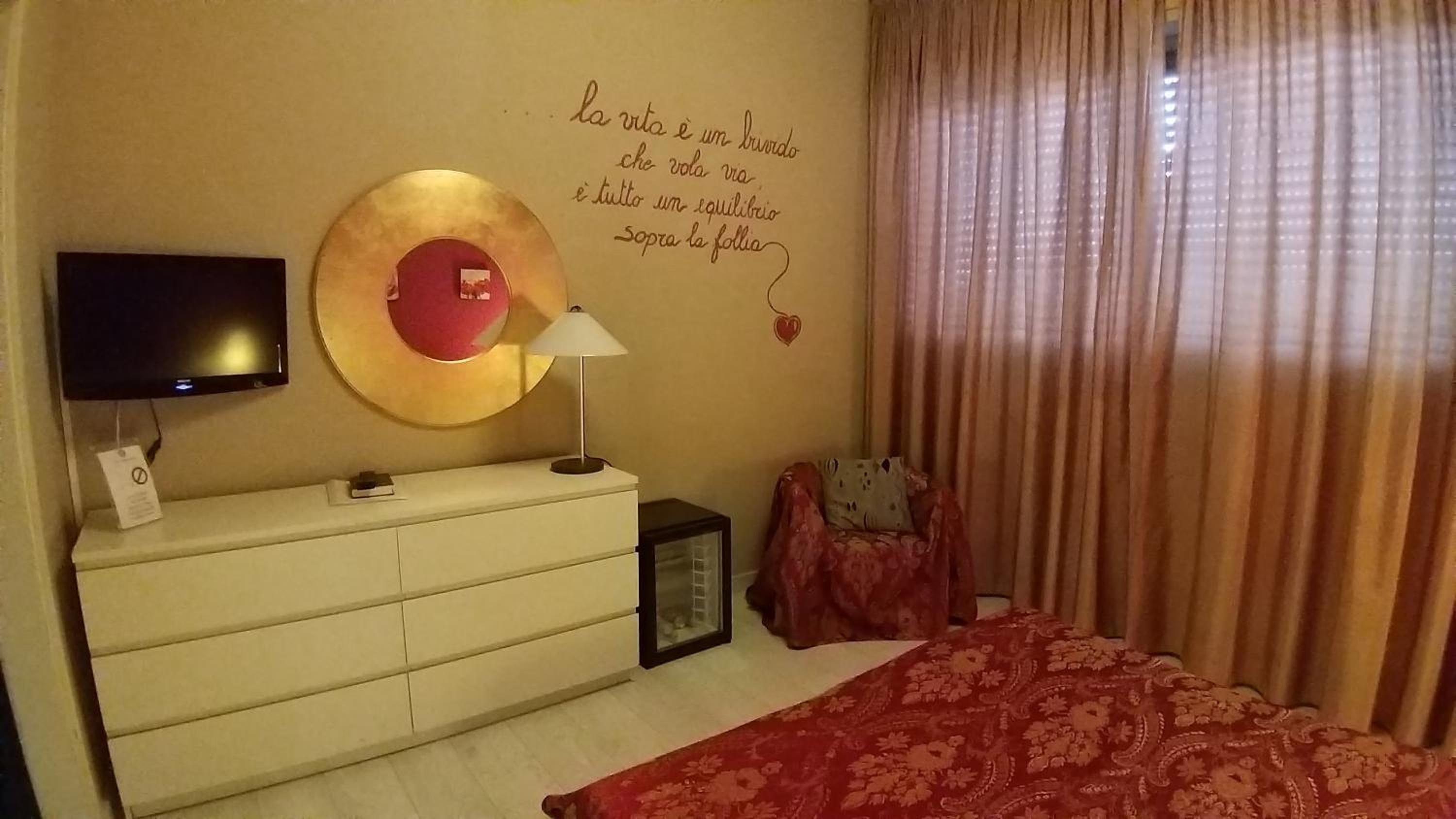 Double or Twin Room - Photo 10