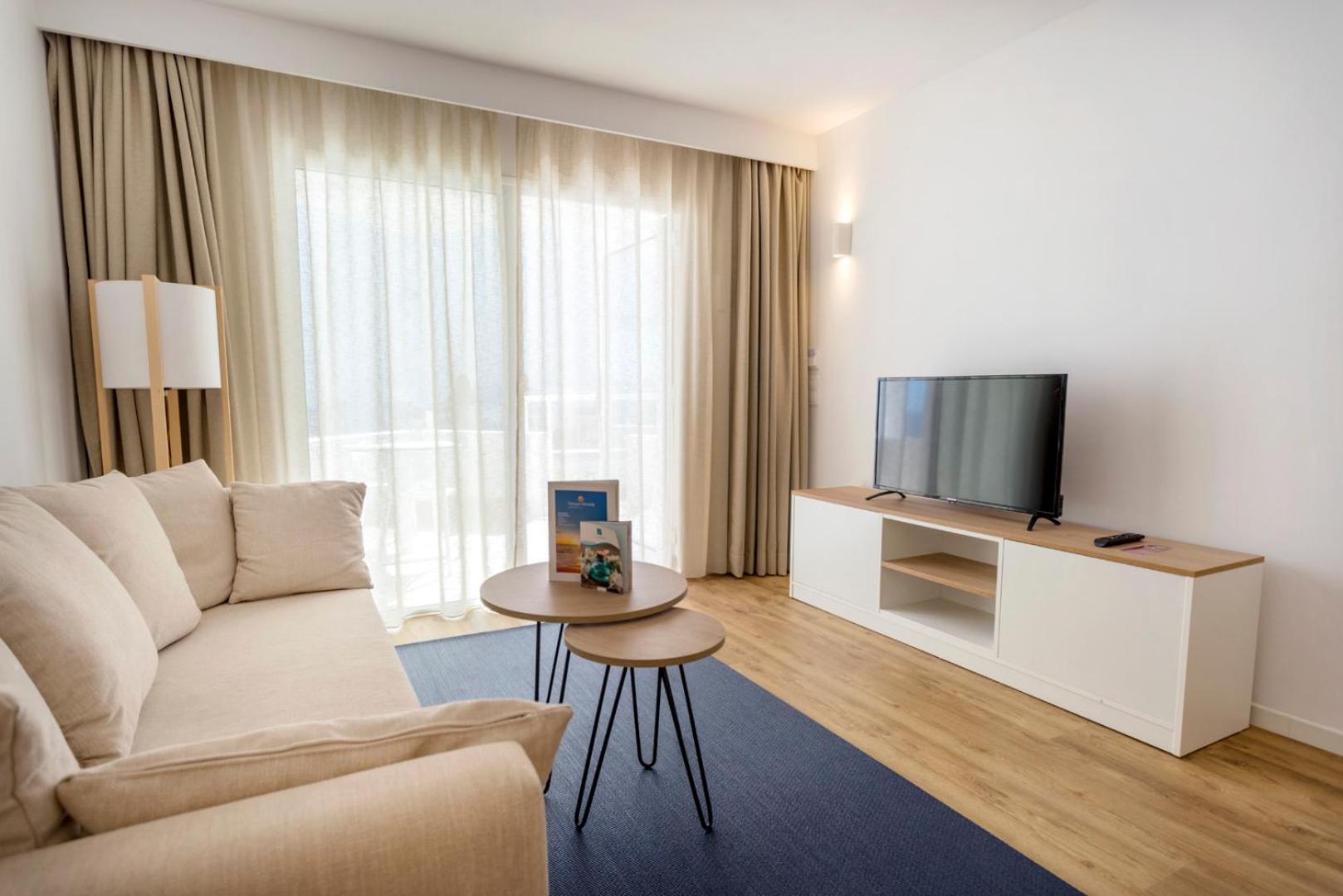 Suite with Lateral Sea View (2 Adults) photo 3