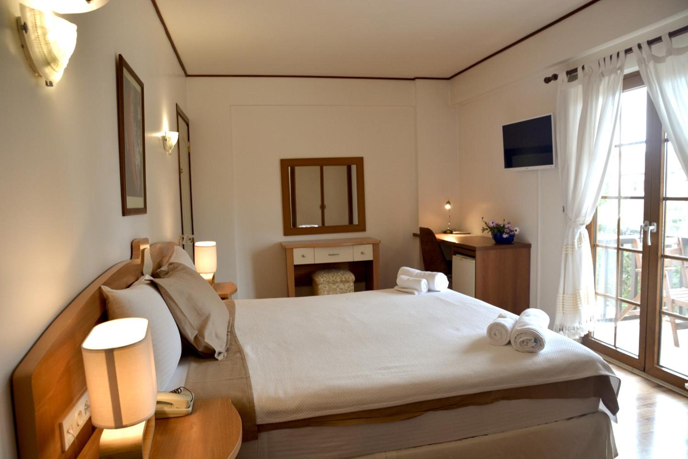 Deluxe Double Room photo 3