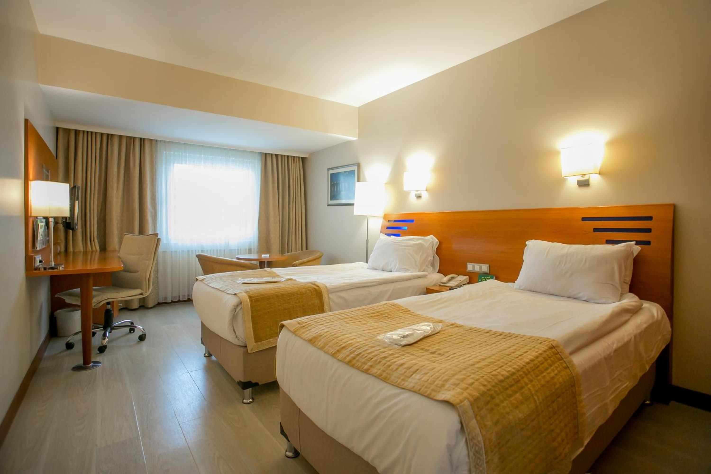 Standard Twin Room photo 1