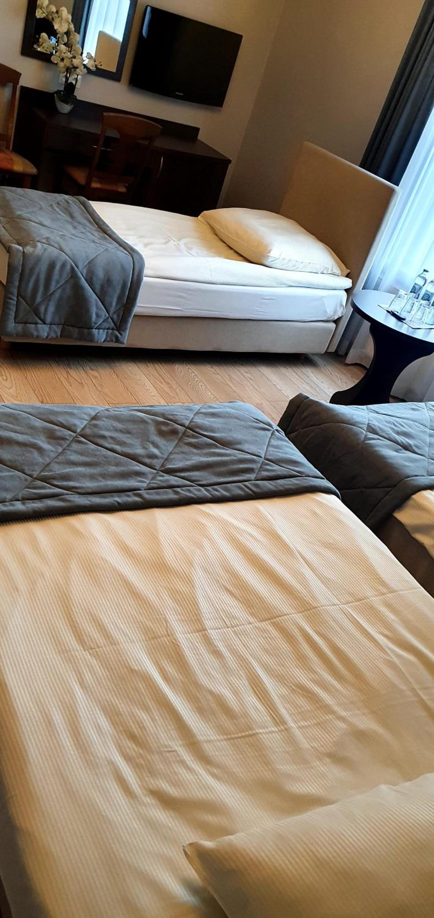 Triple Room - Photo 1