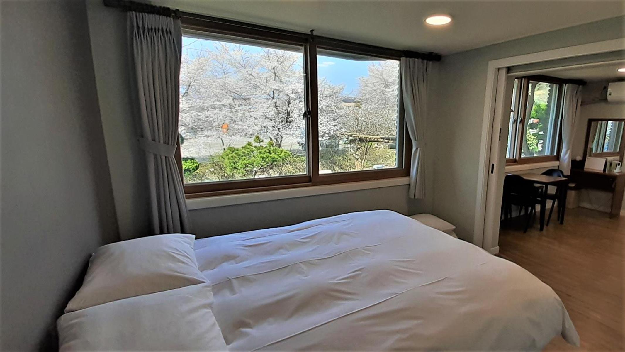 Family Room with 1 Double Bed for 2 people - Photo 8