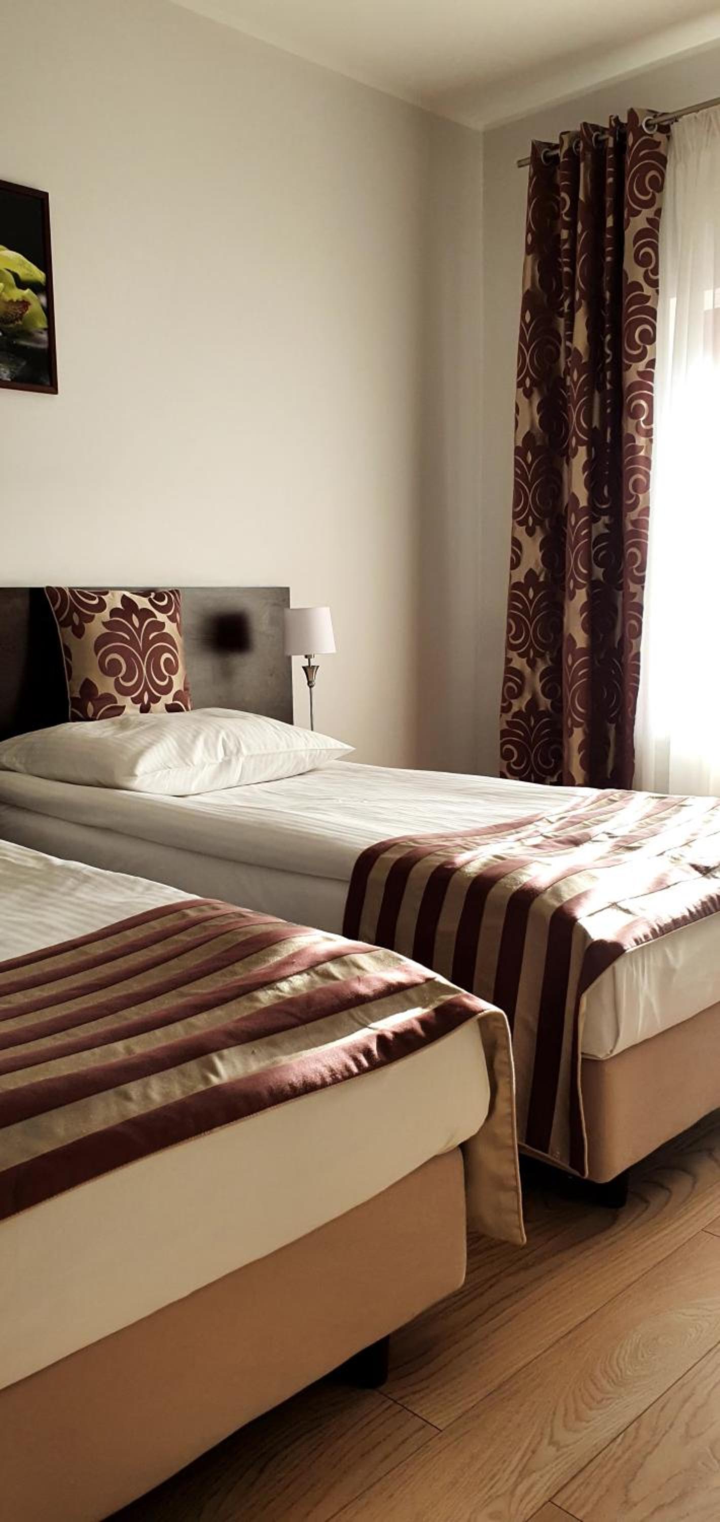 Twin Room - Photo 26