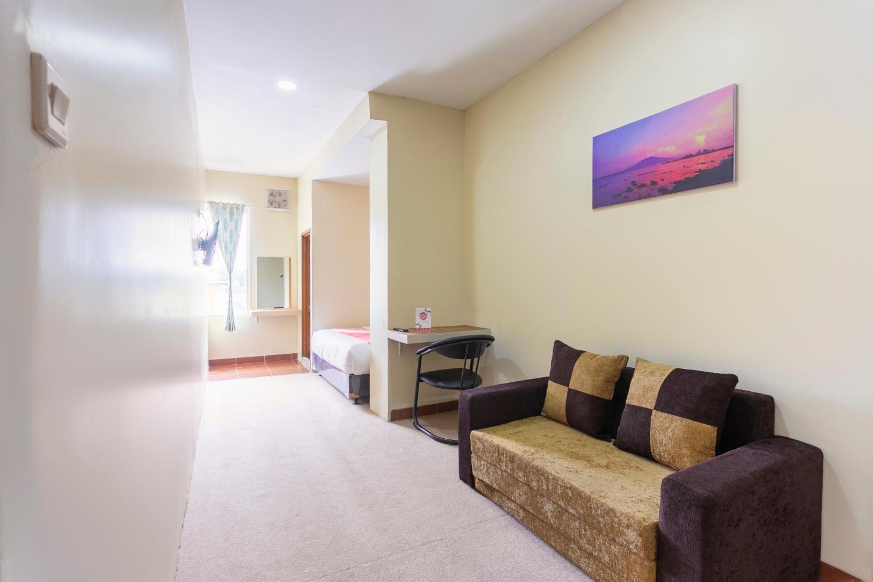 Superior Suite - Photo 7