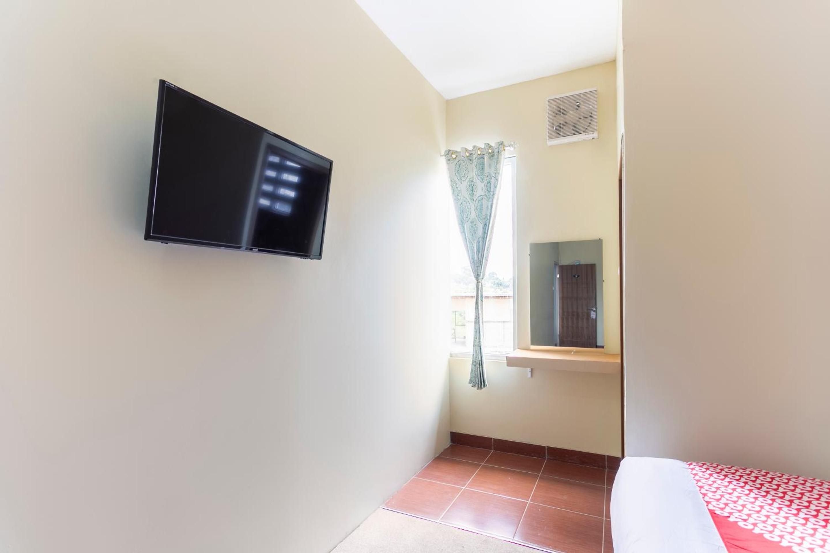 Superior Suite - Photo 8