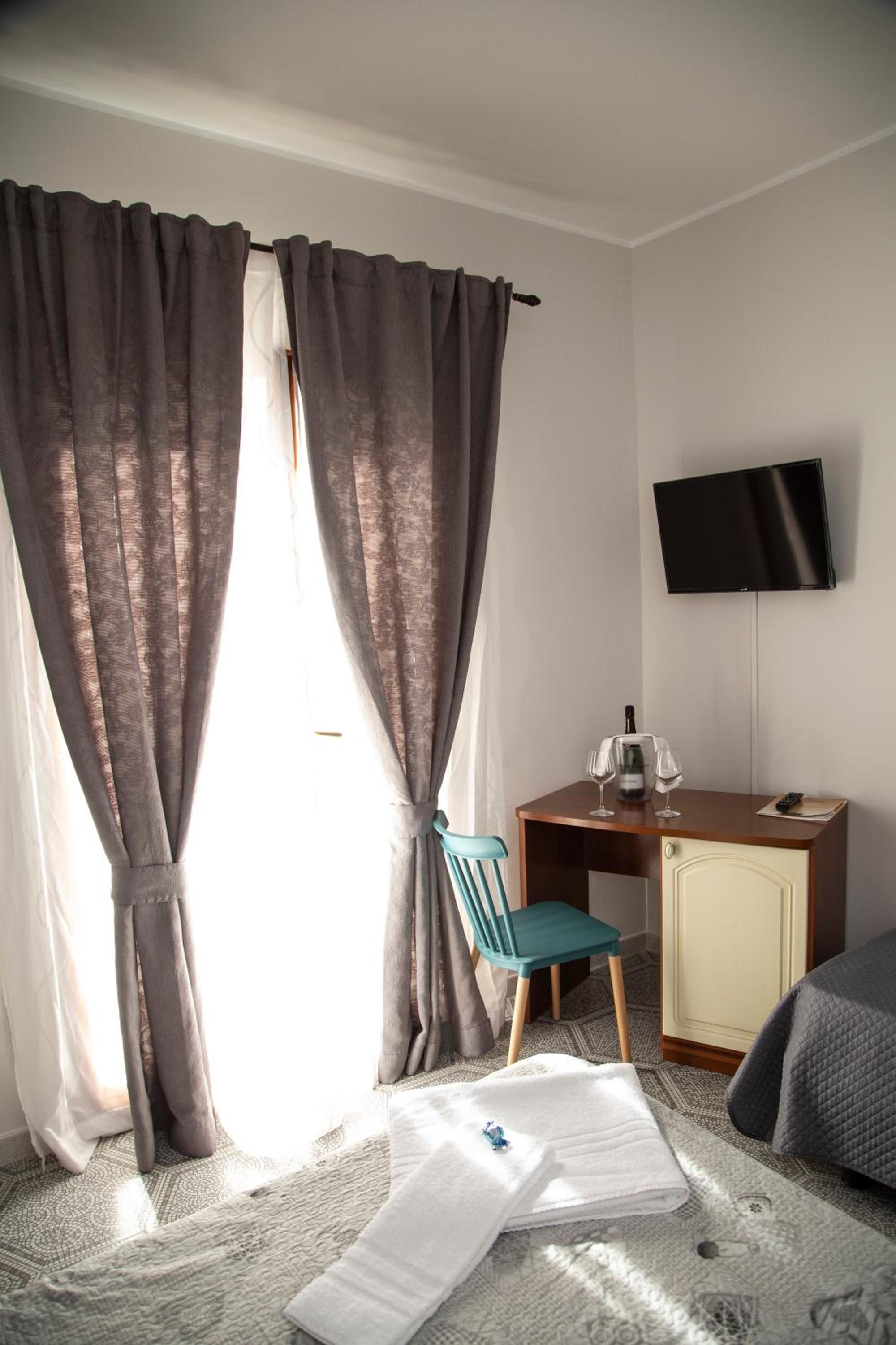Triple Room photo 2