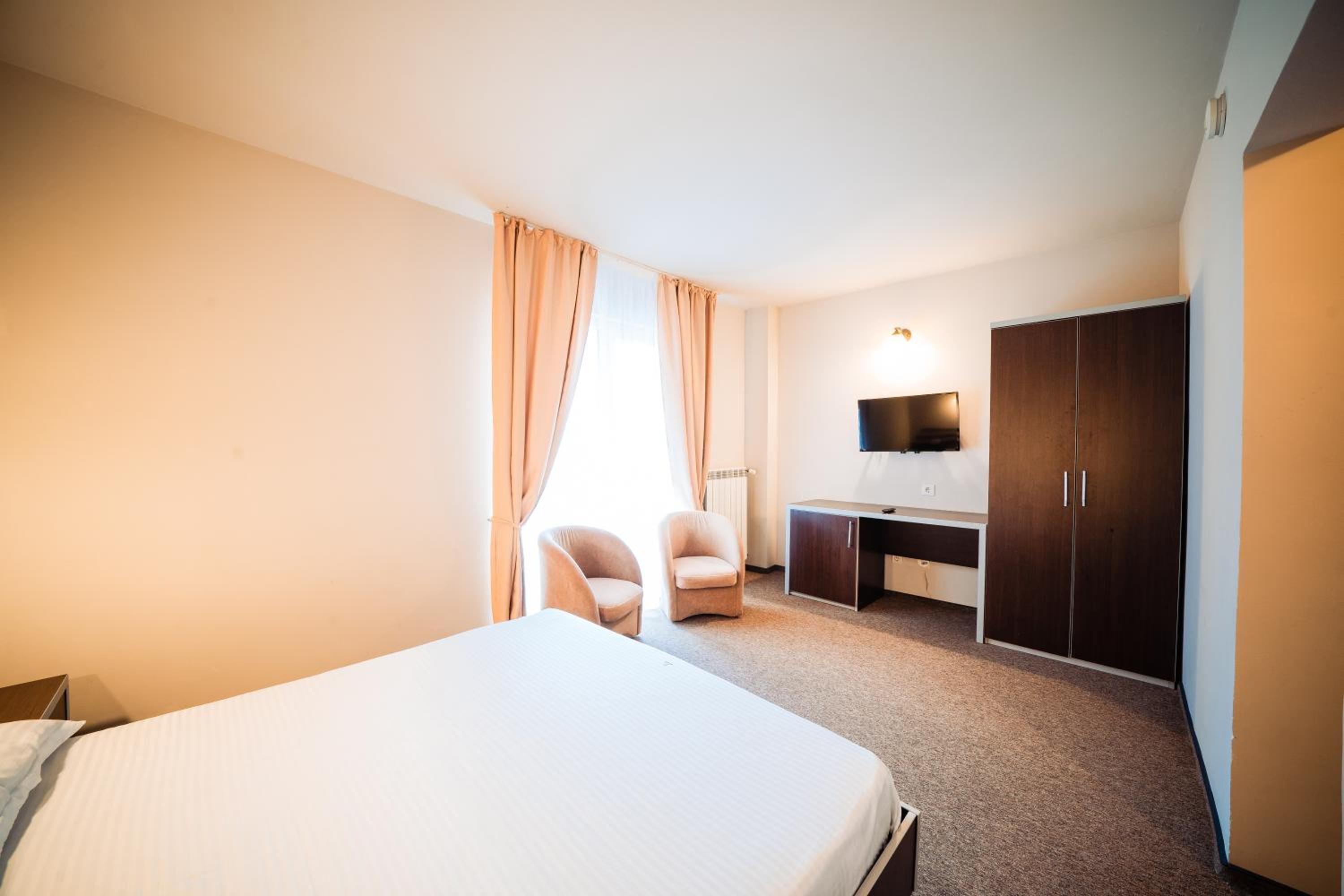 Superior Double Room - Photo 2