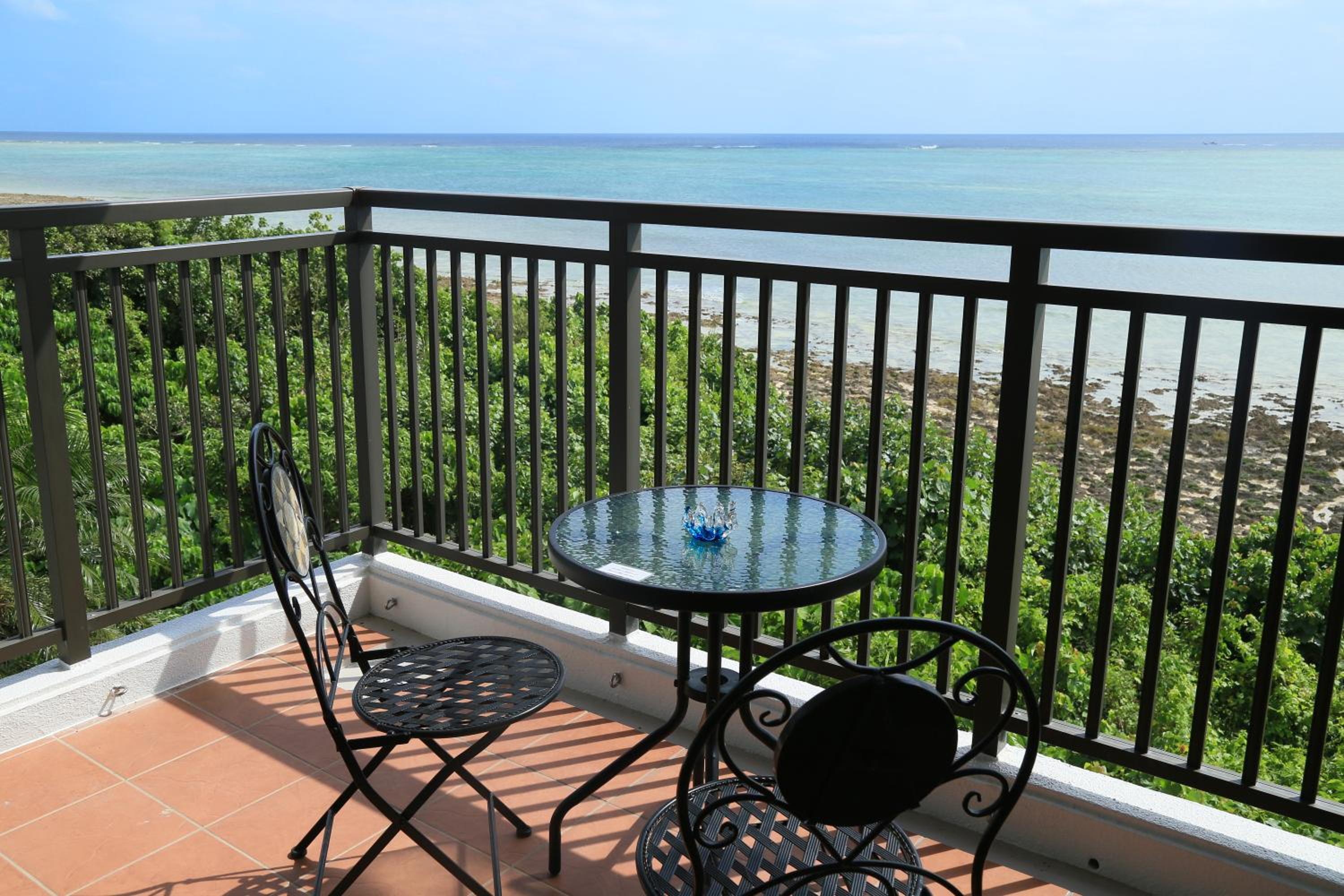 Junior Suite with Ocean View photo 3