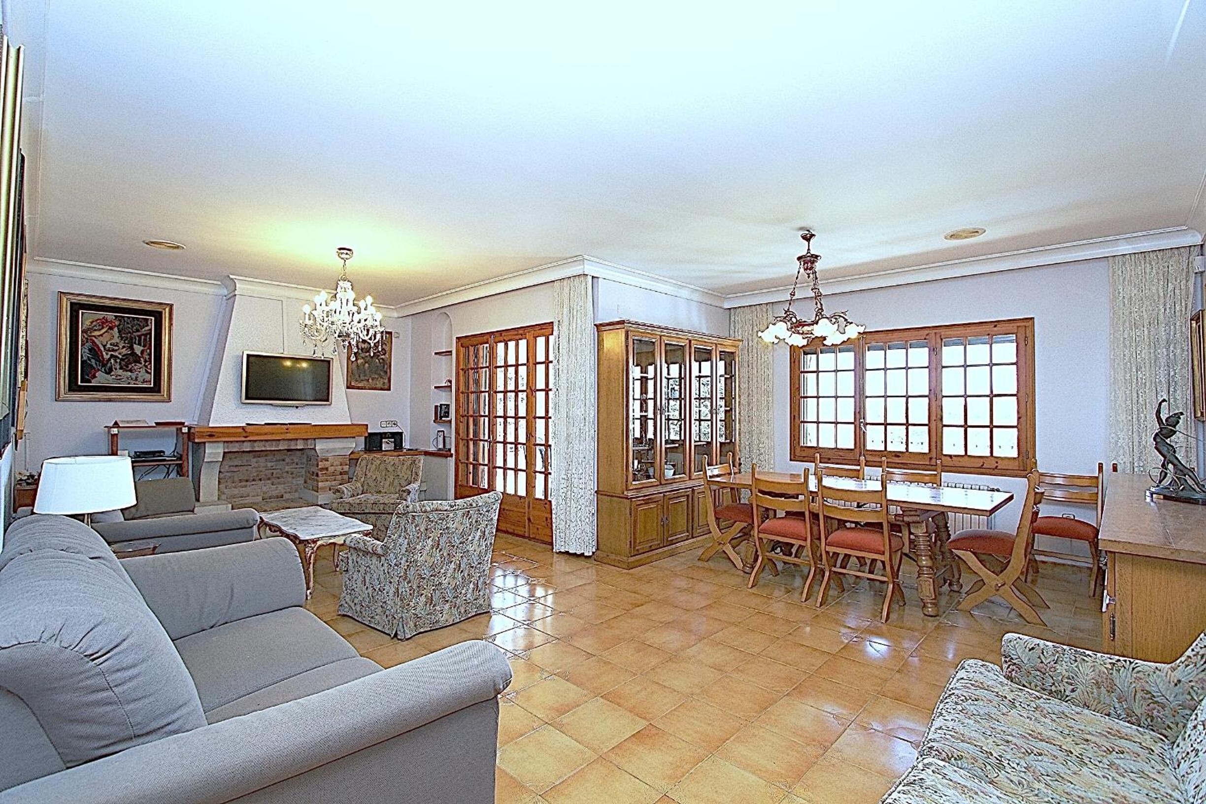 Casa de Seis Habitaciones