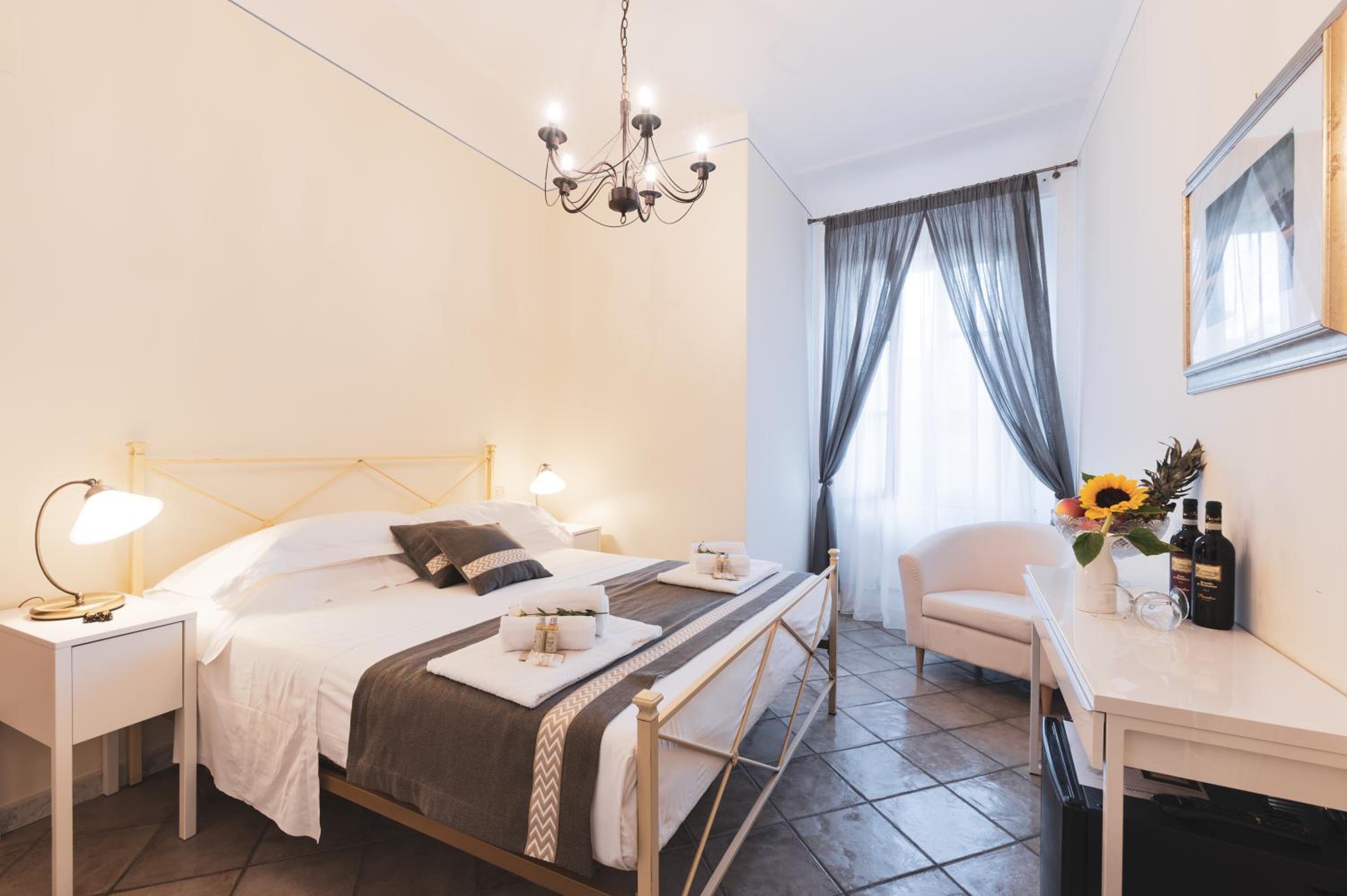 Double Room photo 2