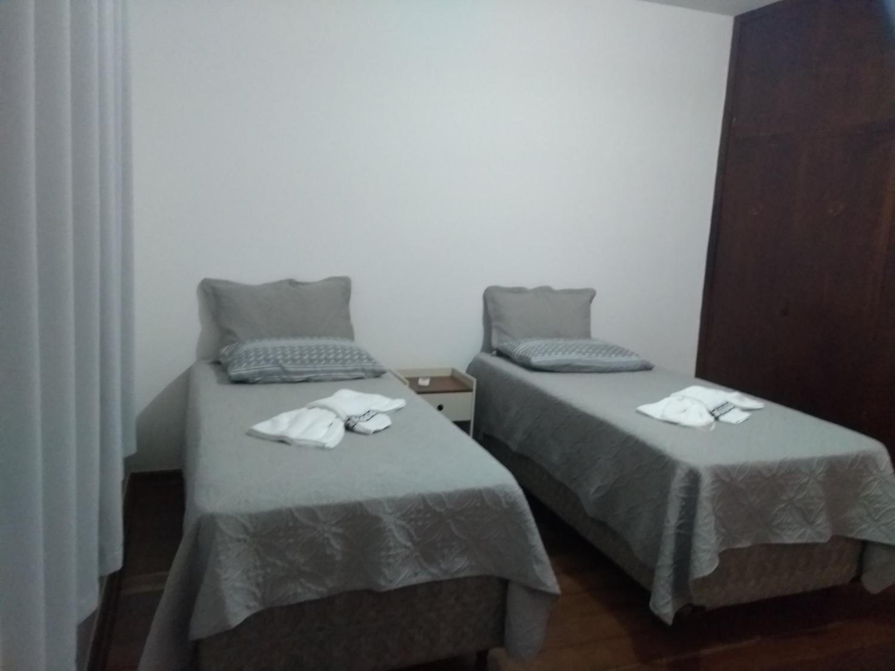 Deluxe Twin Room - Photo 2