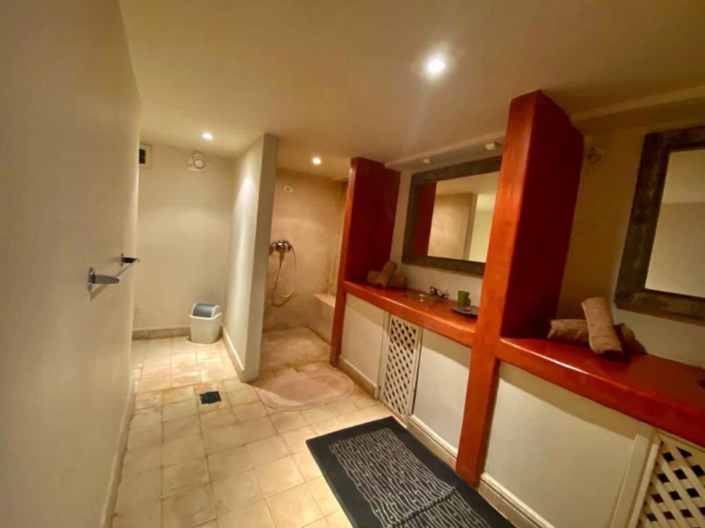 Apartment with Lake View - Photo 6