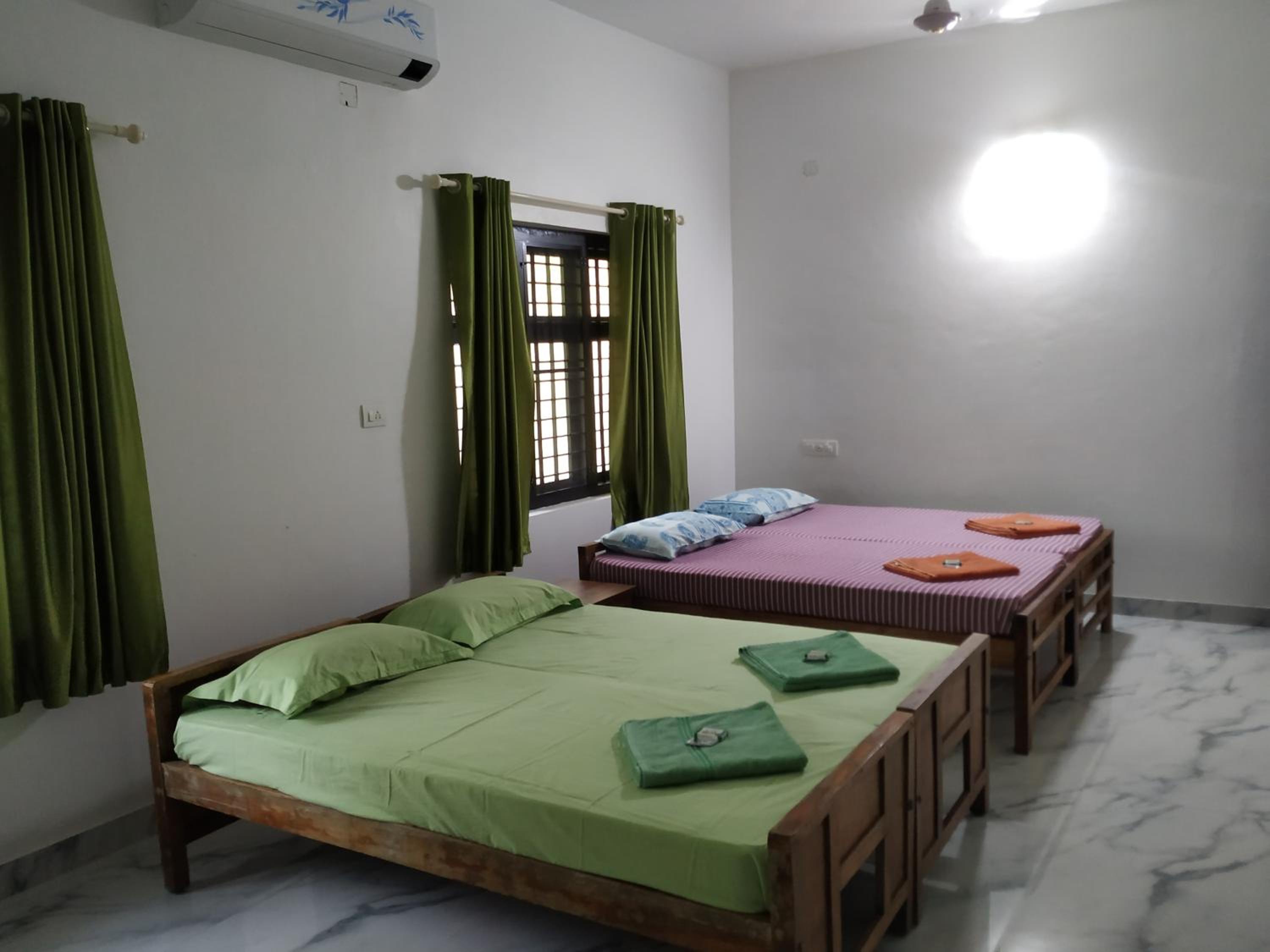 Deluxe Family Room
