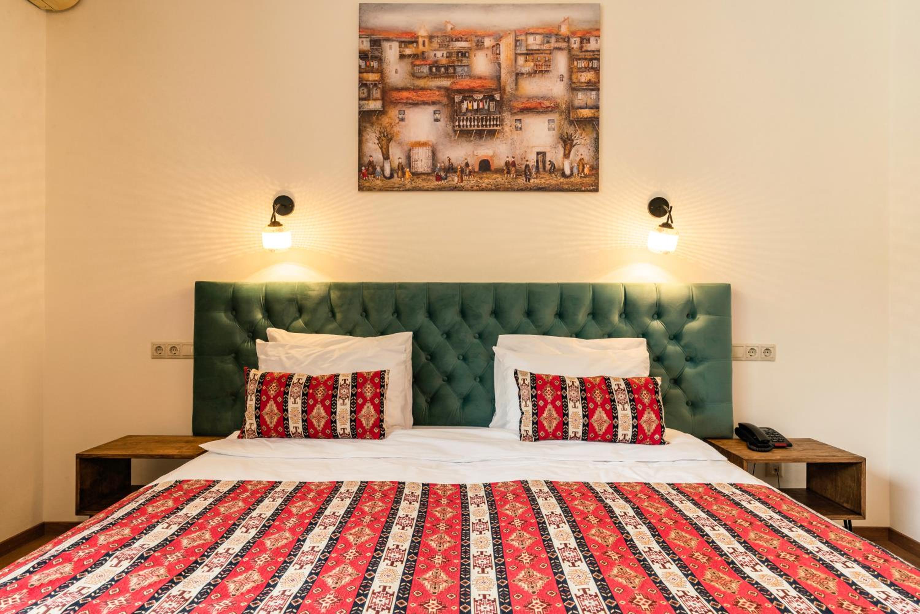 King Room with Balcony - Photo 1