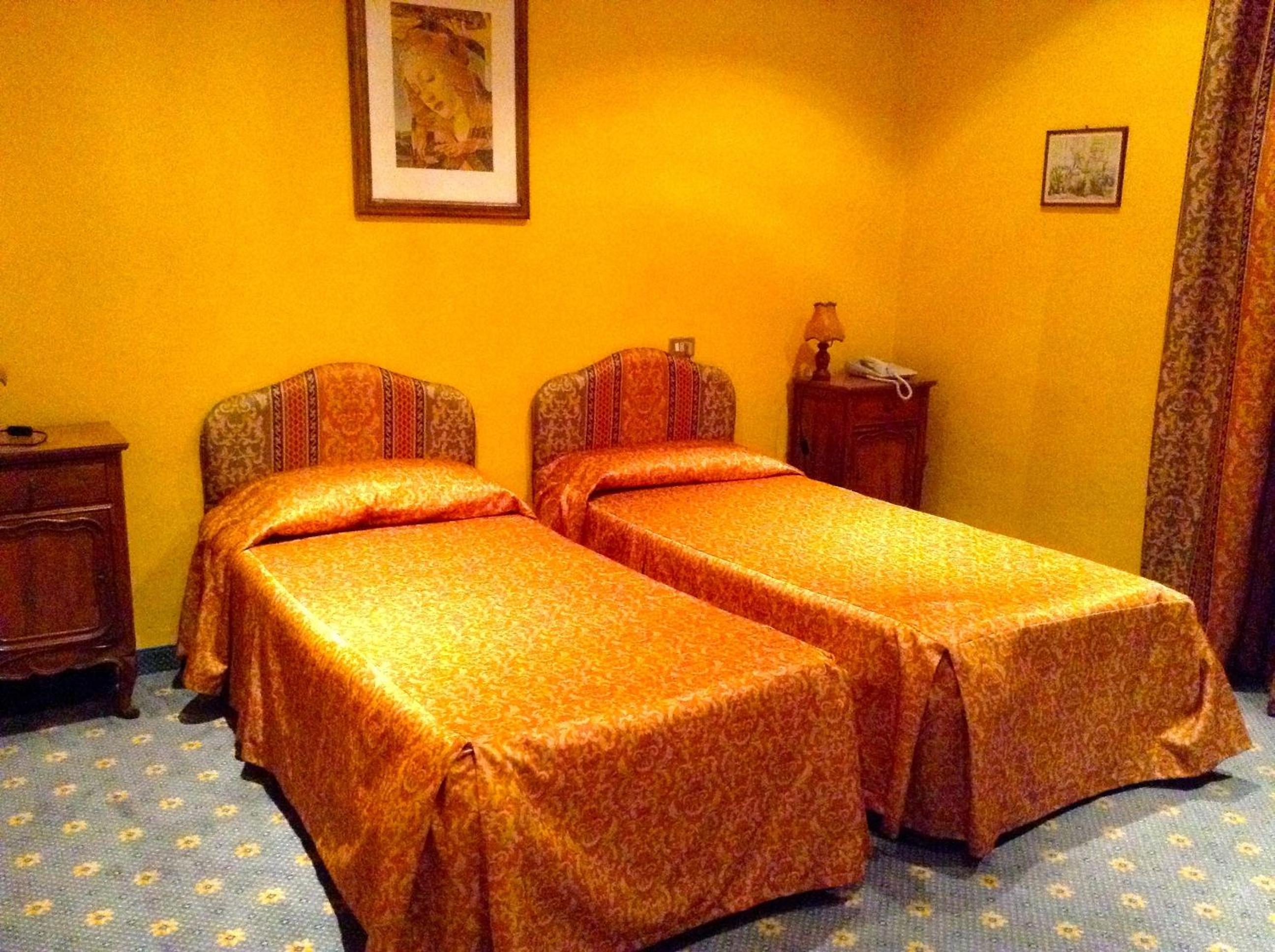 Double Or Twin Room photo 3