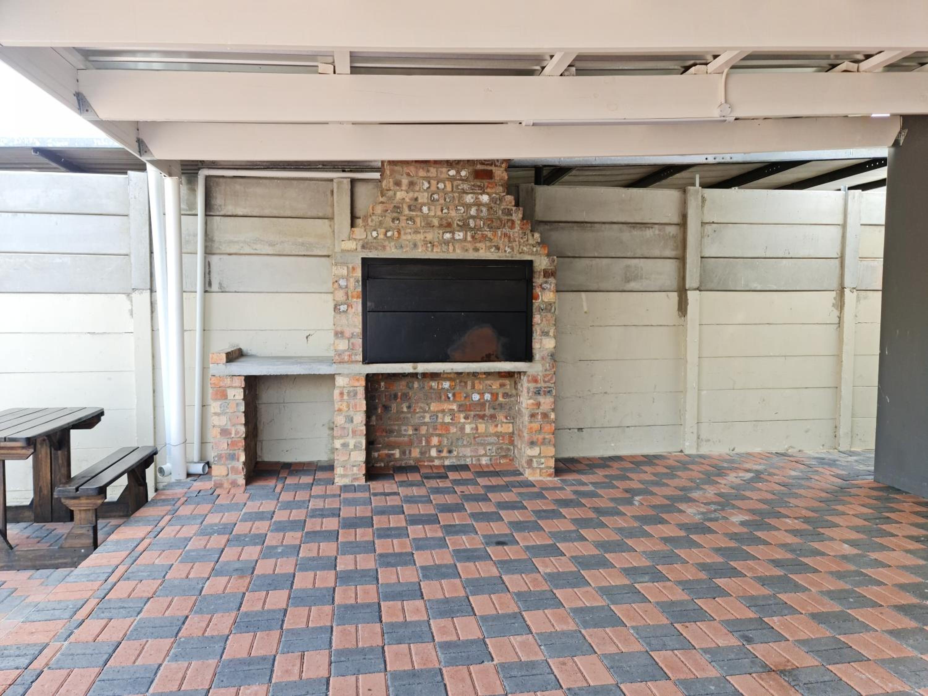 Family Studio - Photo 7