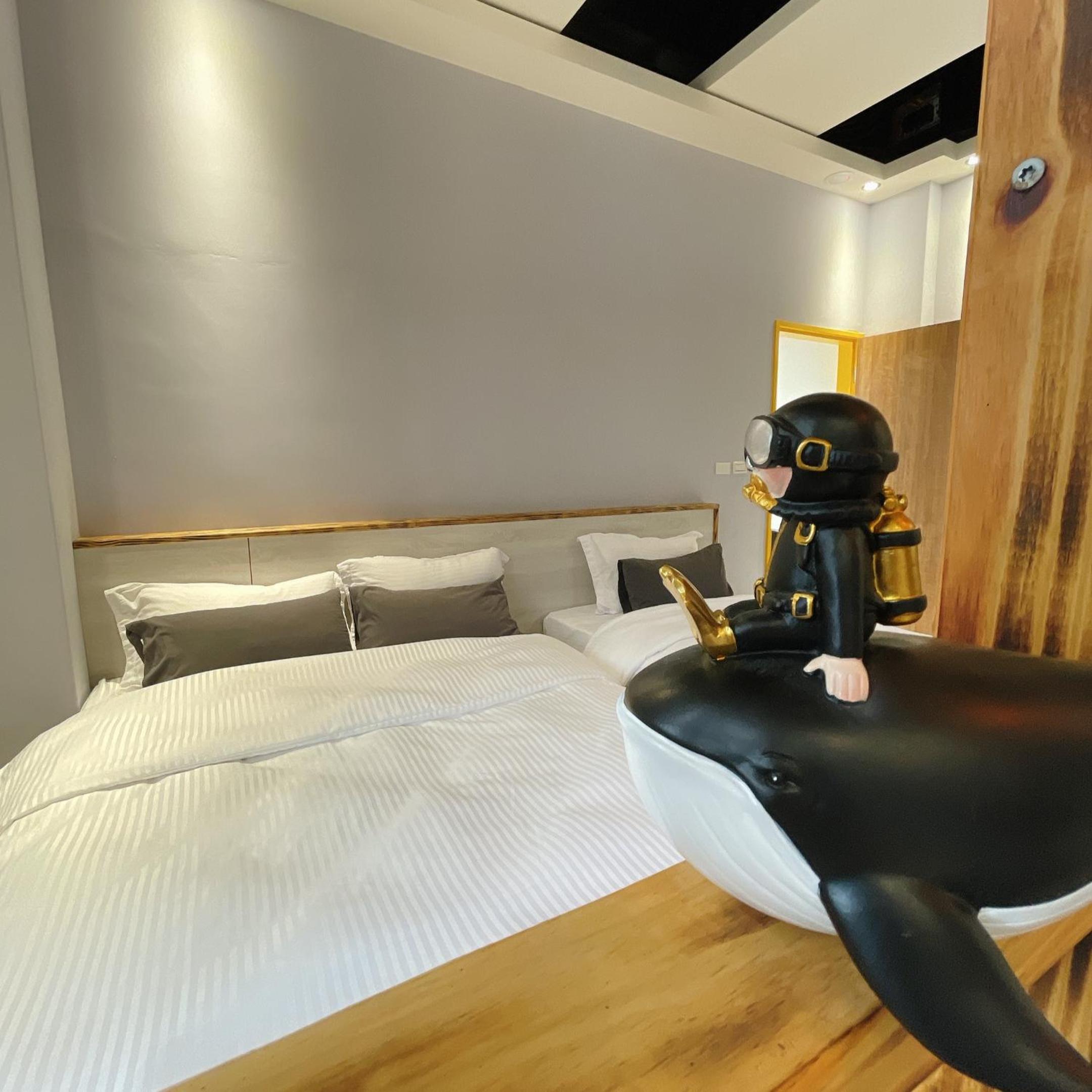 Deluxe Triple Room with Sea View photo 3