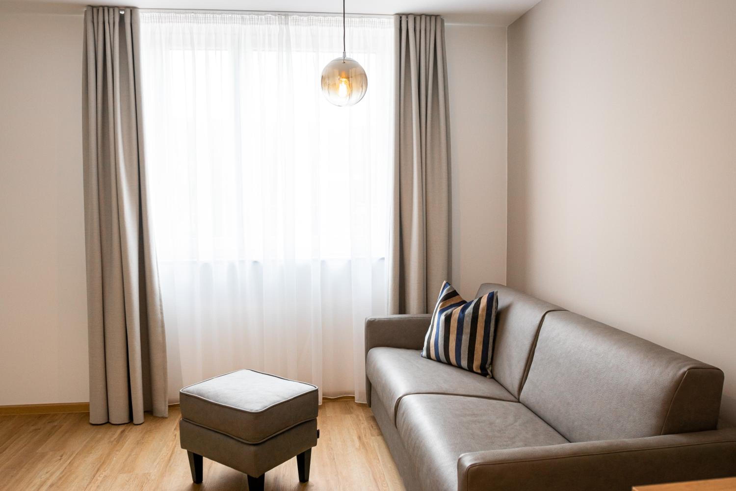 Comfort Suite small